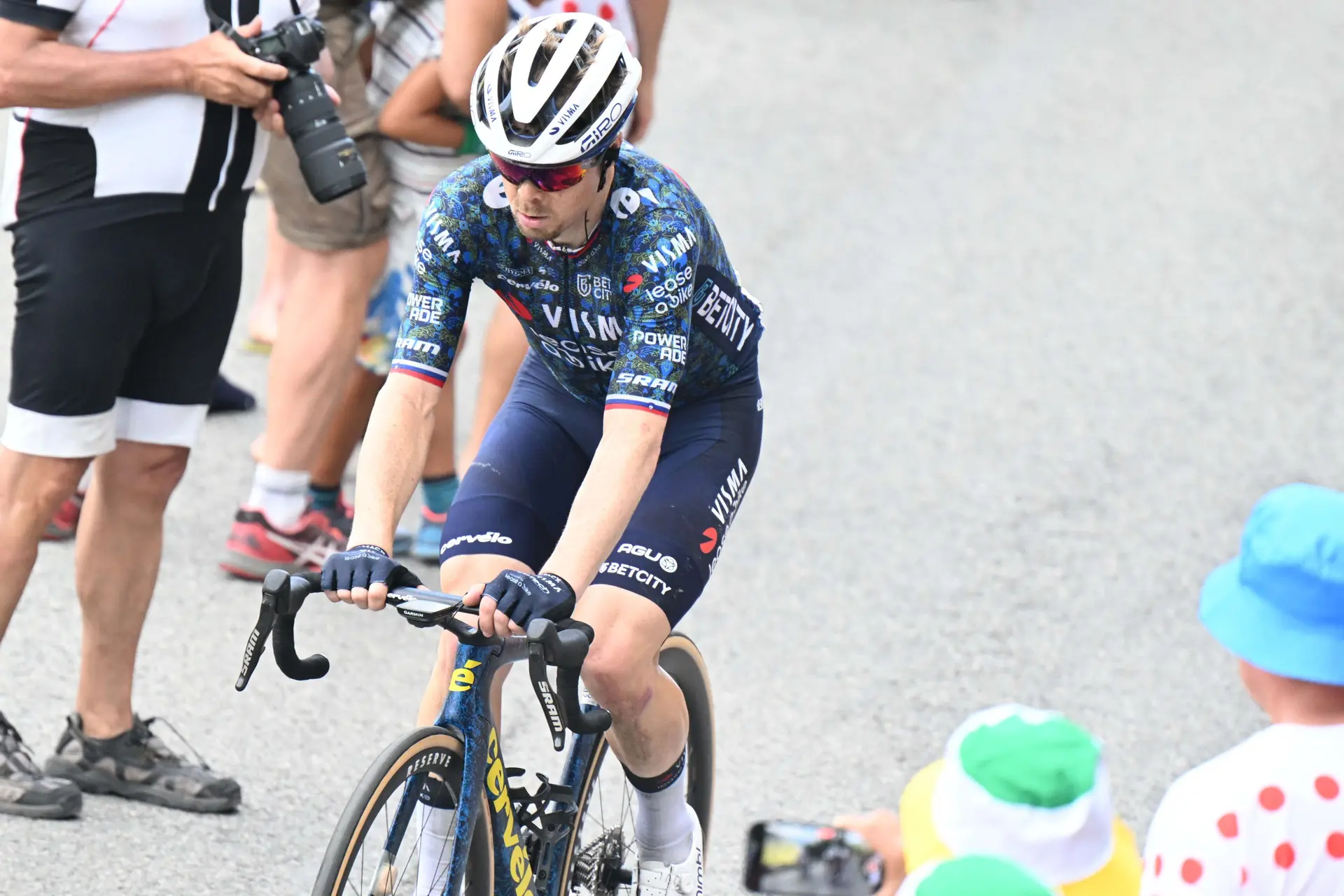 "I adore him... He plays a huge role on the road" - Rolf Aldag on 'overlooked' transfer that could prove key for Red Bull - BORA - hansgrohe
