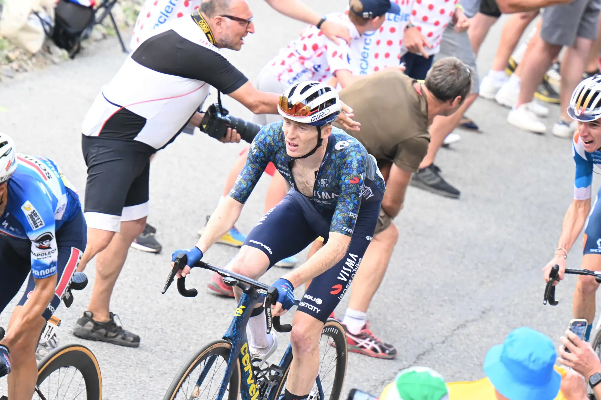 "I tried to follow Pogacar on the climb and kind of ruined my legs" - Matteo Jorgensen on desperate attempt to follow the Slovenian in Montreal
