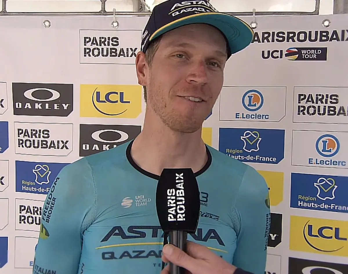 Ciclista da Astana comenta a transformação da equipa após a chegada do novo patrocinador: "A mudança era necessária, mas estamos a ir na direção certa"