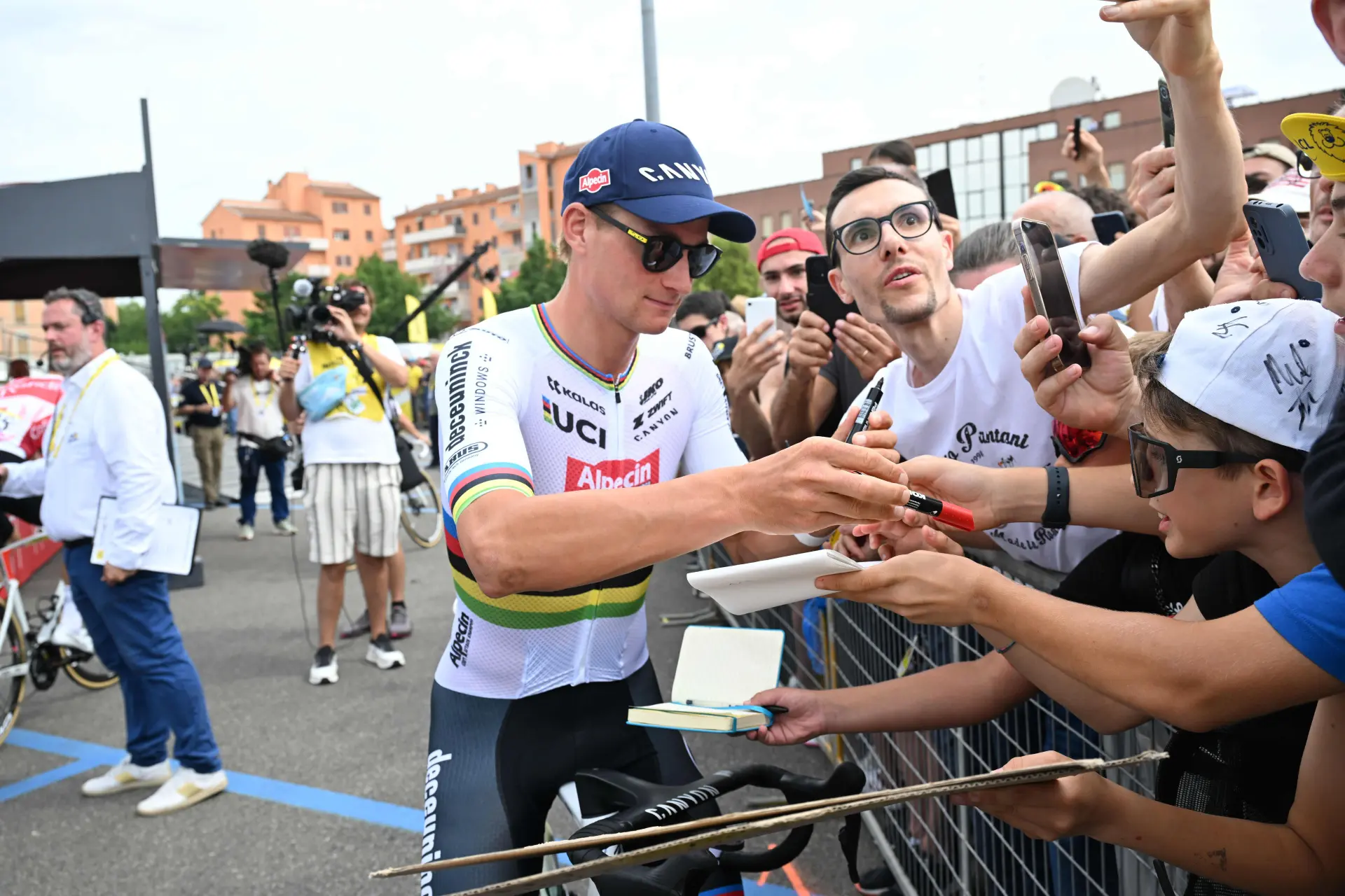 Mathieu van der Poel não gosta do percurso do Renewi Tour - "Esperava etapas mais duras"