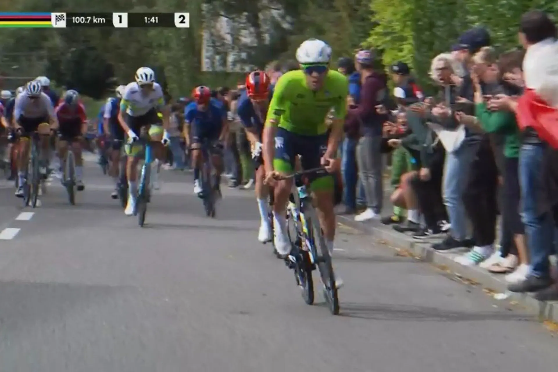 VIDEO: Tadej Pogacar launches with 100km still to go of World Championship road race!