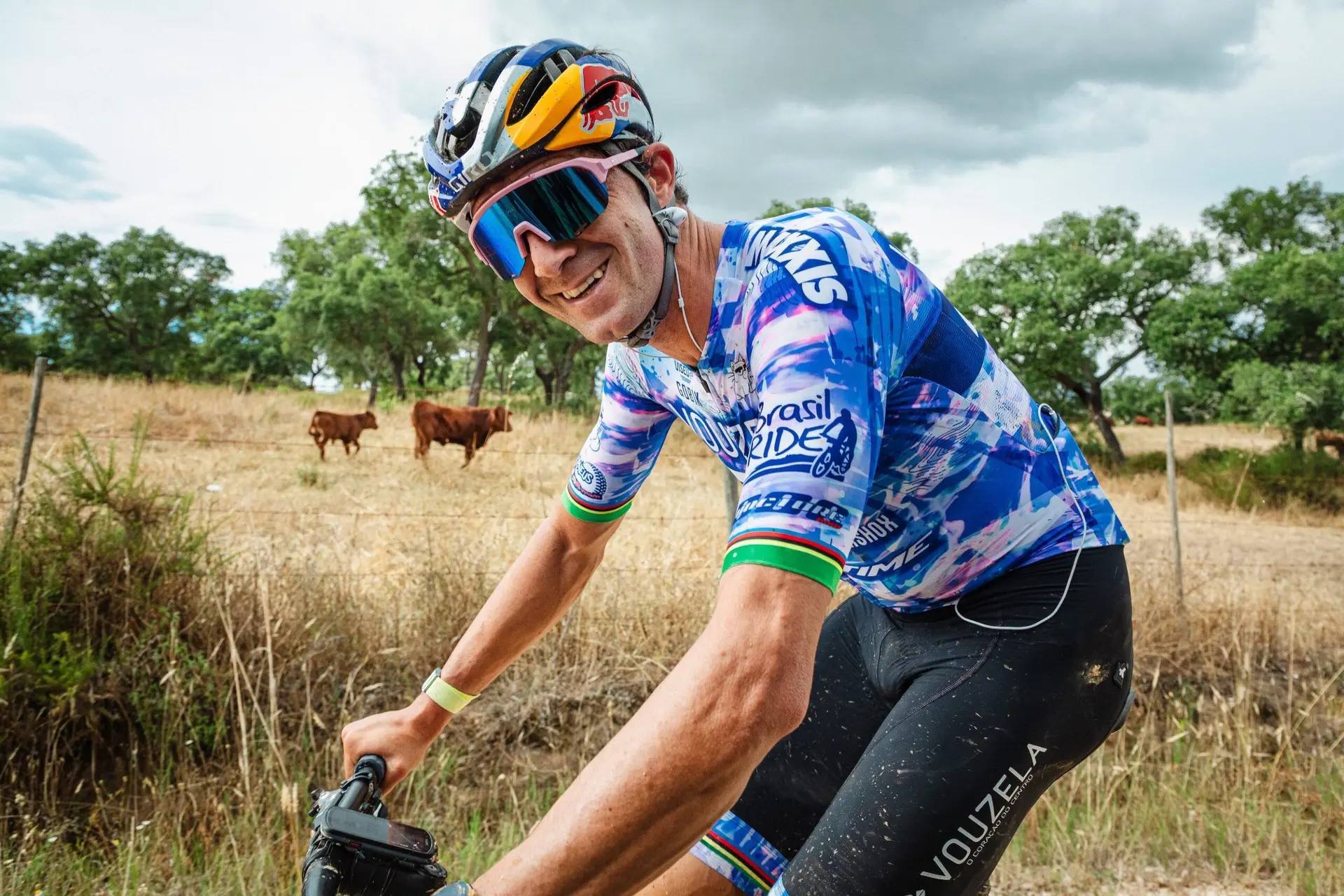 Estoura a bomba: Tiago Ferreira farto do desprezo da Federação Portuguesa de Ciclismo, bate com a porta. Portugal fora dos Mundiais.