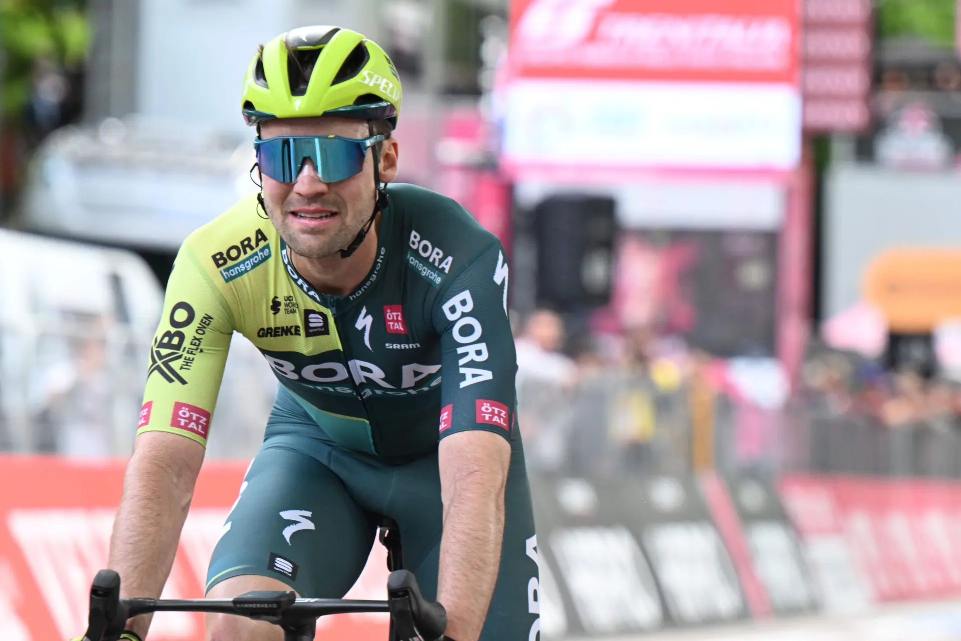 Max Schachmann aliviado por deixar a Red Bull - BORA: "Já era claro para mim, há dois anos, que era difícil continuar lá"
