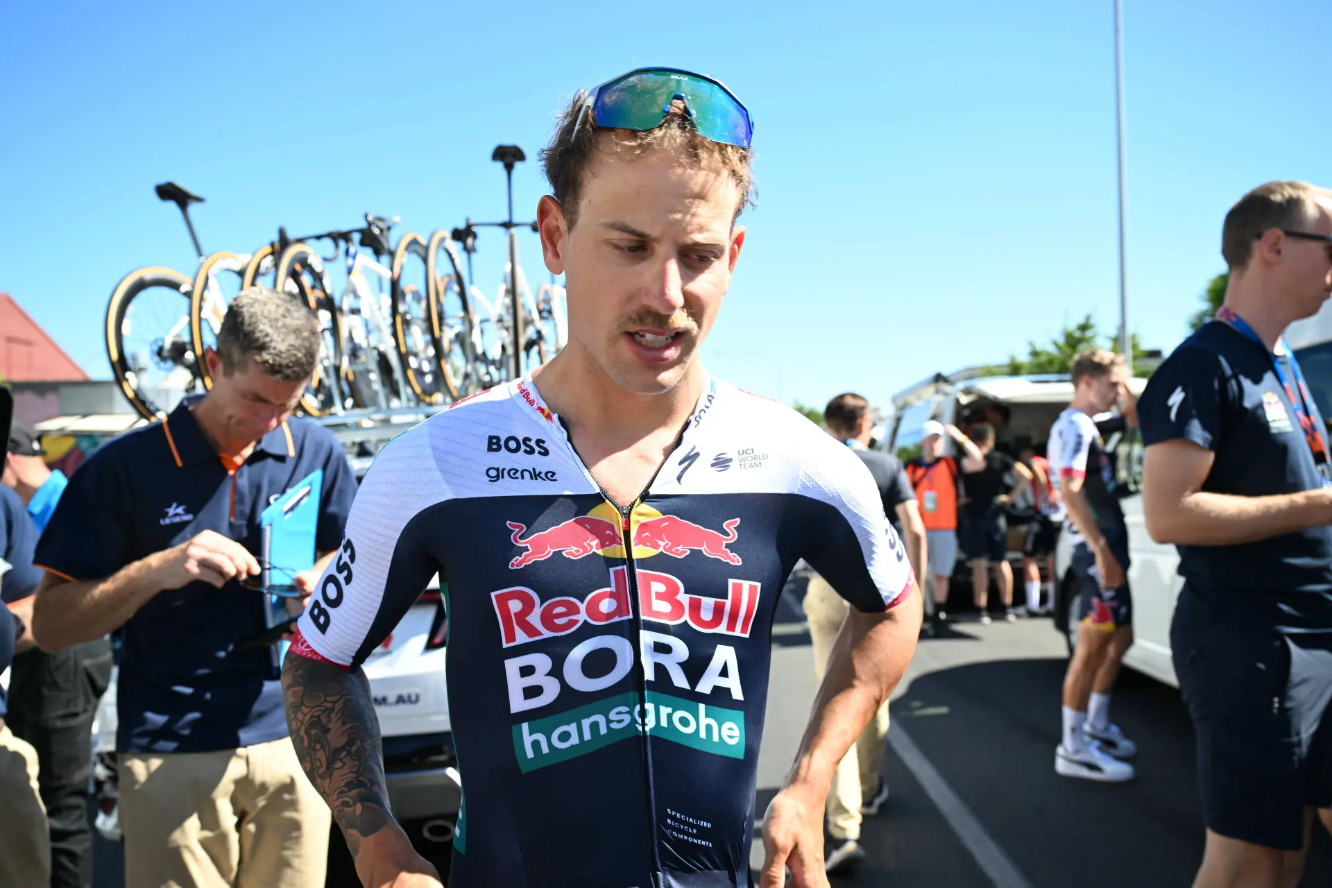 Sam Welsford supera queda e faz a dobradinha no Tour Down Under: "Estava mesmo no limite"