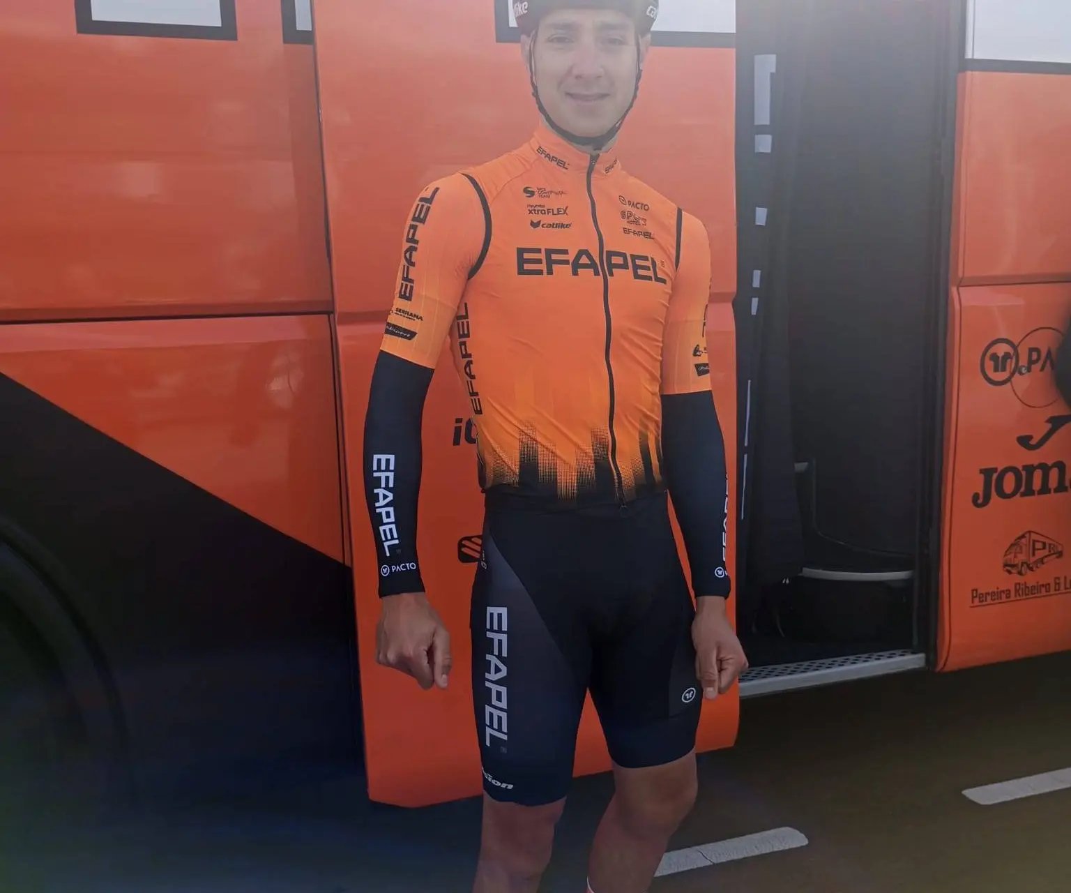 Mauricio Moreira esteve na fuga do dia e no final ajudou Santiago Mesa a fechar 2º lugar no O Gran Camiño