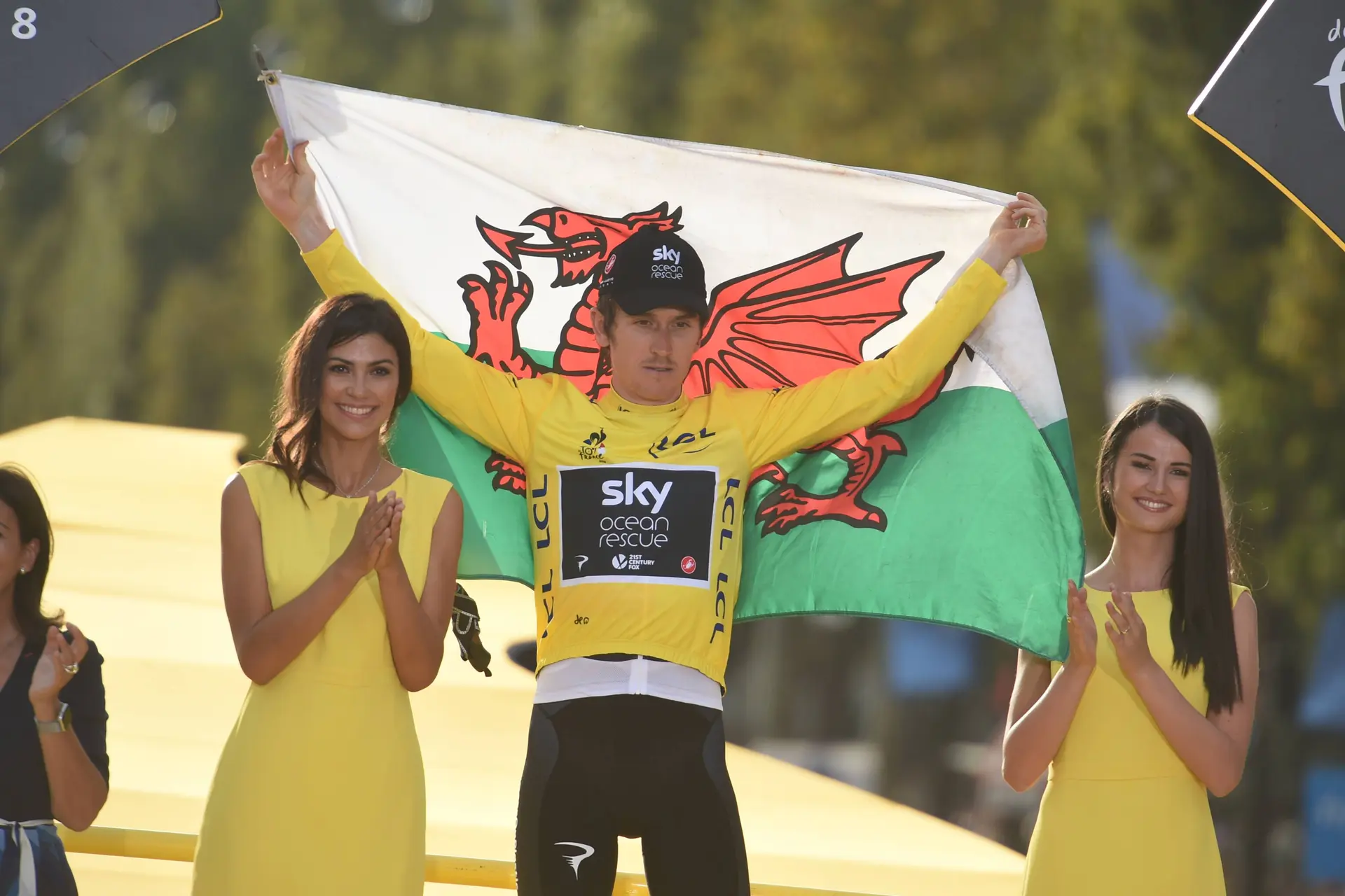 Geraint Thomas in the Maillot Jaune