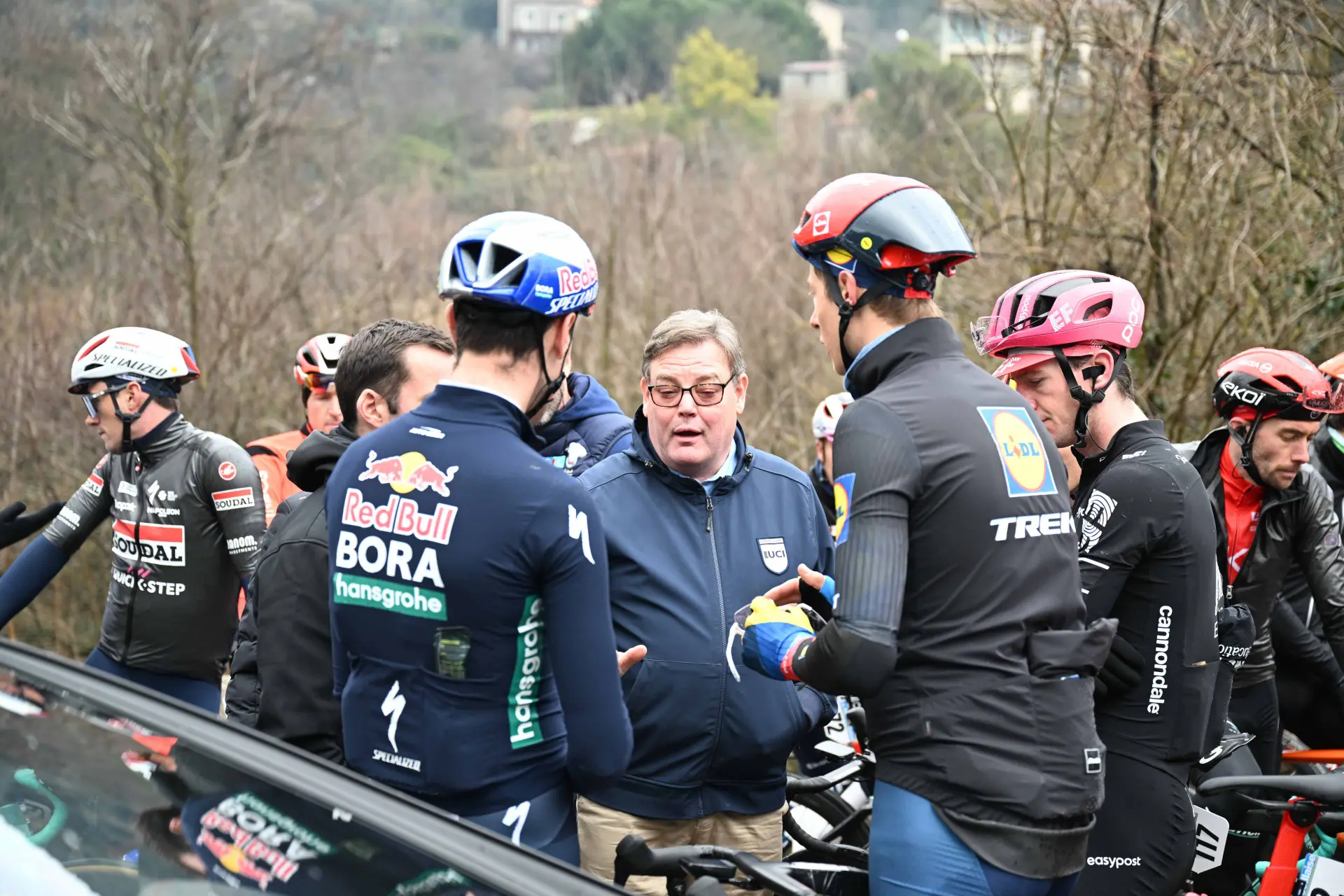 Etoile de Besseges update | Stage 4 cut due to snow; 1 more team abandons; More criticism of organizers from riders