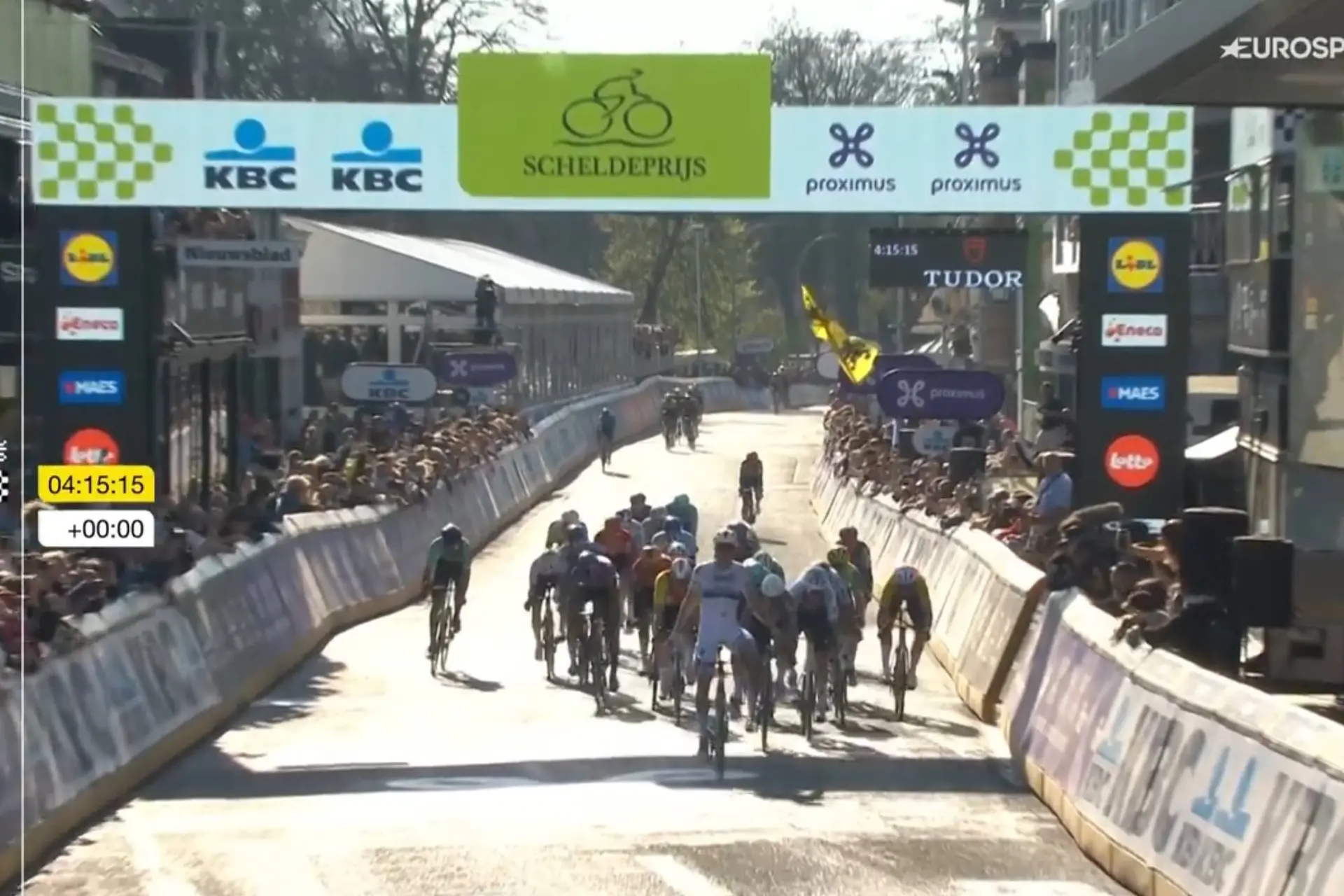 Jasper Philipsen elogia Merlier após duelo no Scheldeprijs e vira atenções para Roubaix
