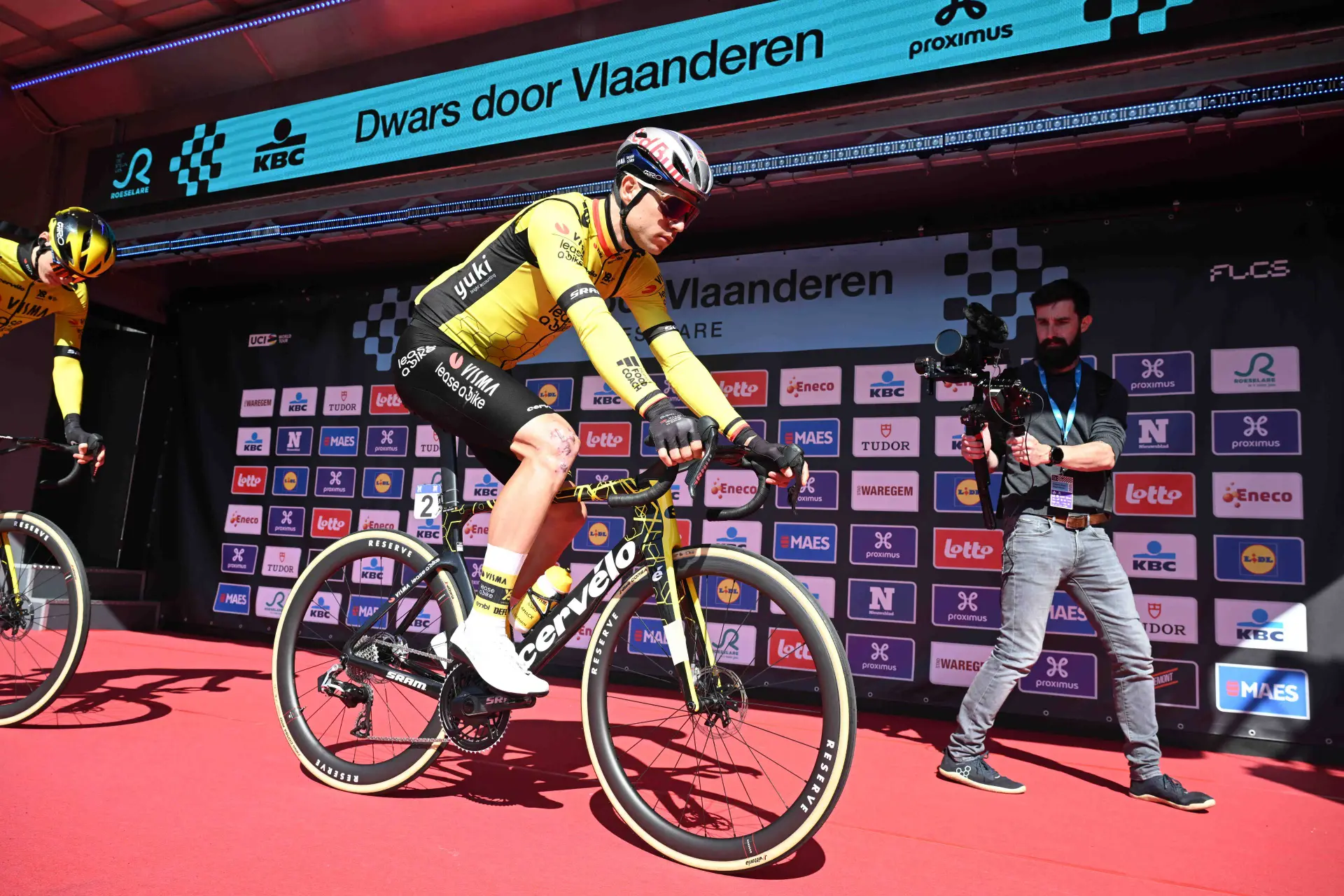 "I said to myself: now it’s time to switch" - Wout van Aert enters Tour of Flanders with new tactics in mind