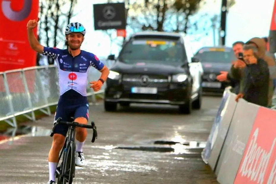 Lucas Lopes mostra raça e vence no alto da Serra de S.Macário