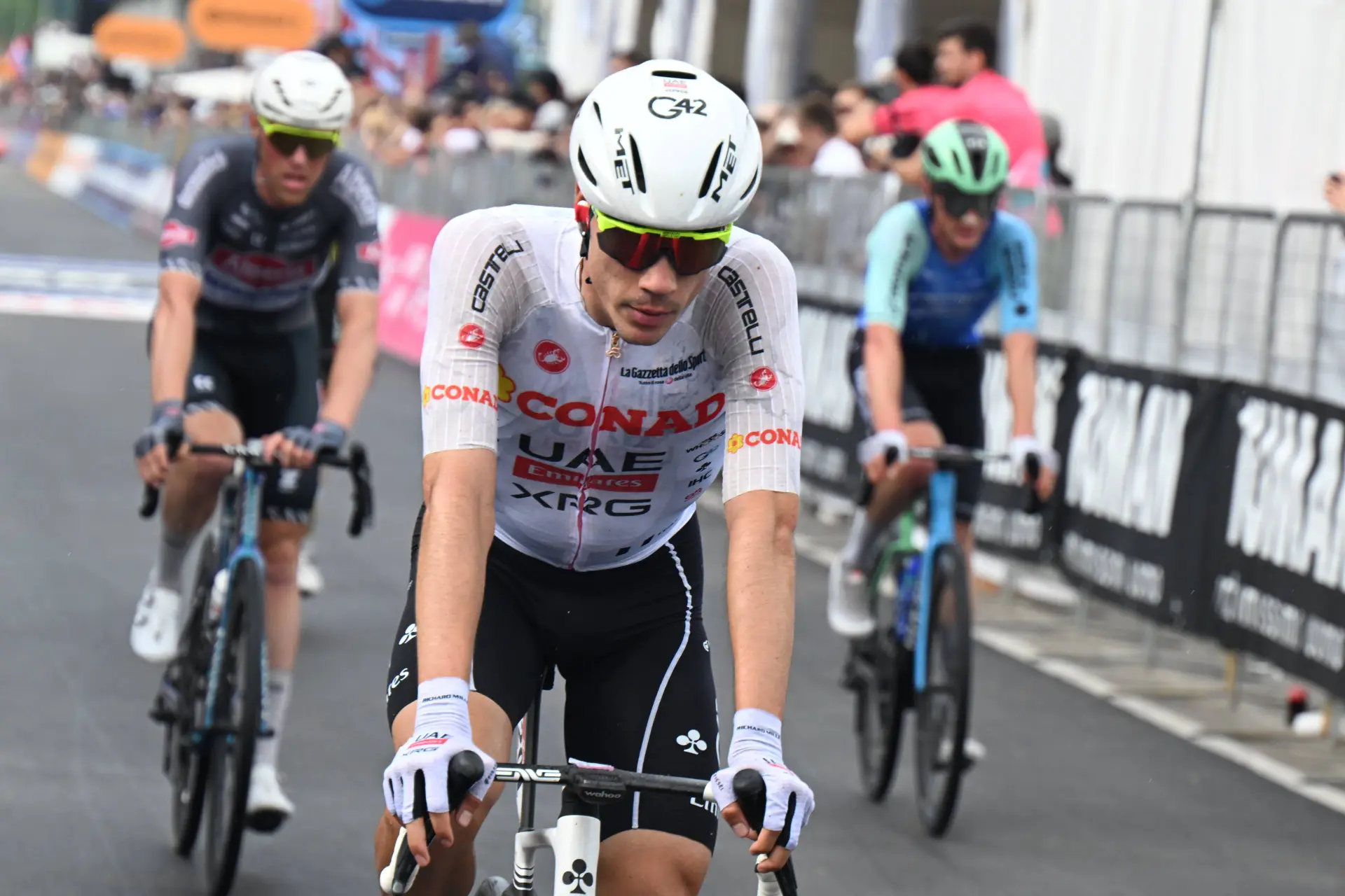 “Ayuso hasn't disappointed me” – UAE stand by Ayuso despite Giro d’Italia collapse