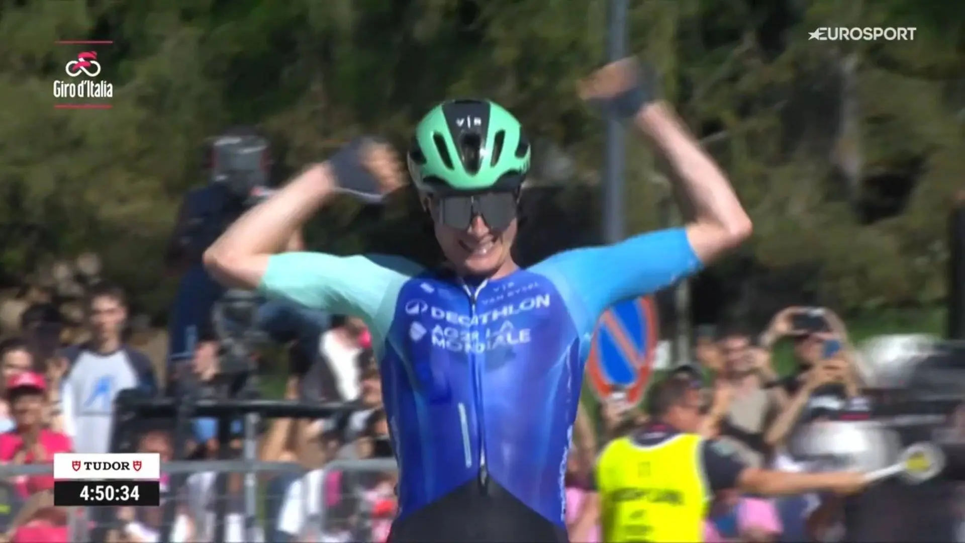 "I had to wait a very long time for that" - Nicolas Prodhomme saves Decathlon's Giro d'Italia with stage 19 victory