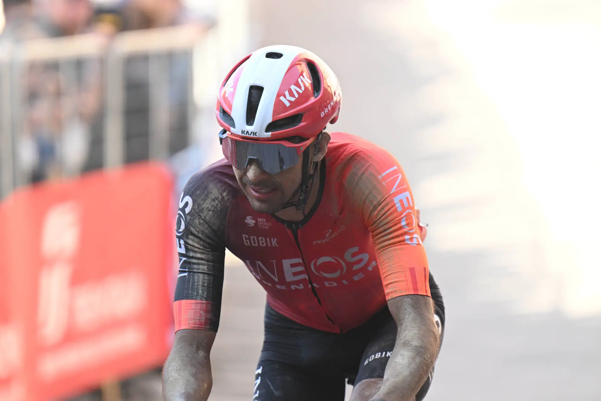 Egan Bernal perde um gregário importante devido a doença, antes da 14ª etapa do Giro!