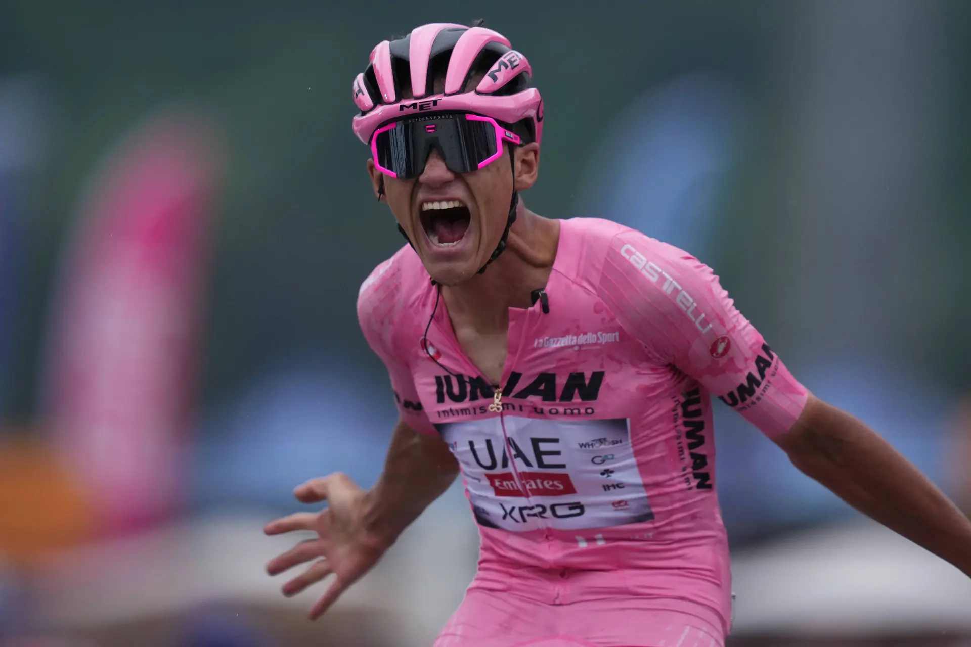 “On the Mortirolo I did not panic" - Isaac del Toro shows maturity beyond his years to take first Grand Tour stage win
