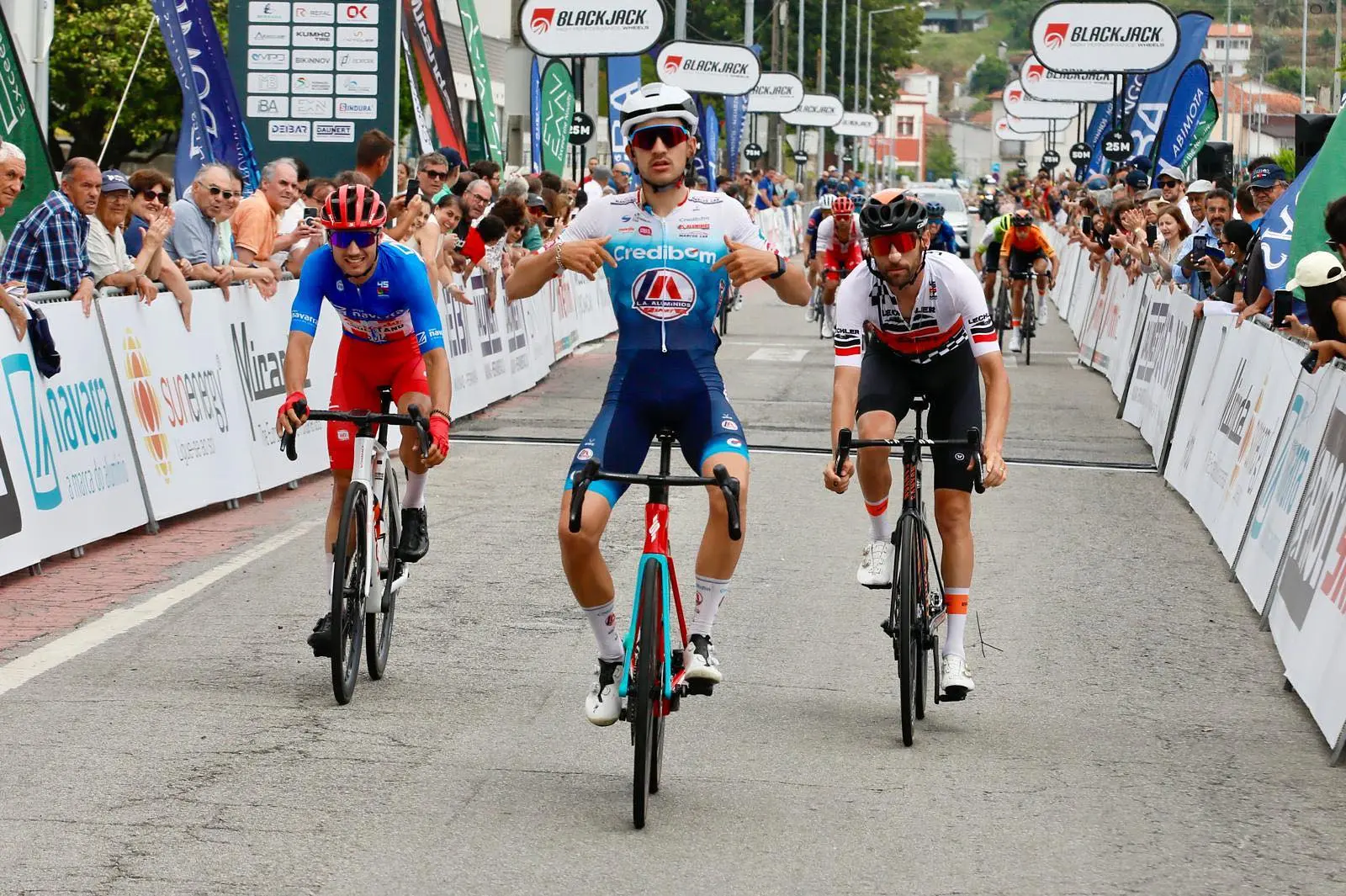 João Medeiros bisa no GP Abimota, Afonso Silva arrebata a amarela