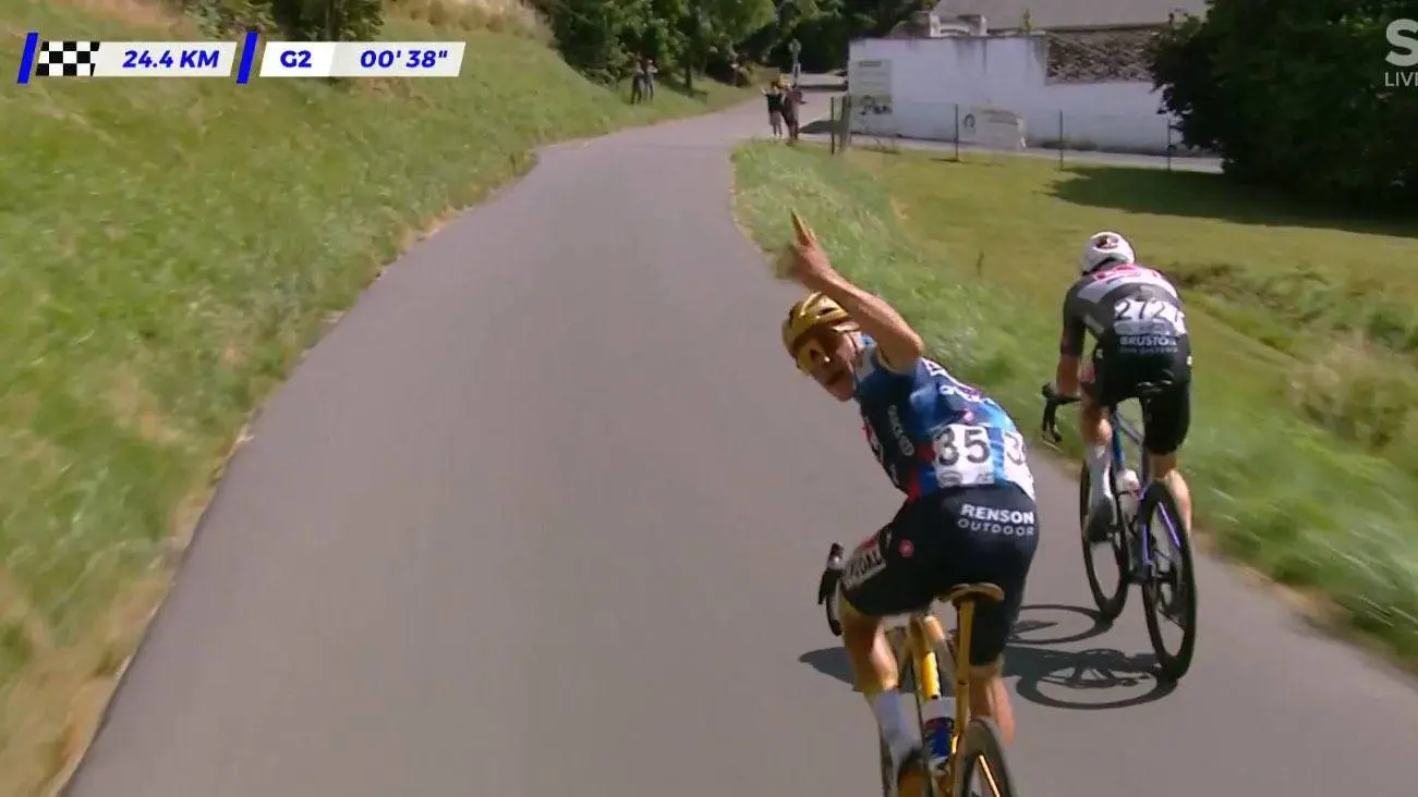 "Ele era muito forte e matou os seus colegas" - Táticas de Remco Evenepoel saíram furadas no campeonato nacional belga