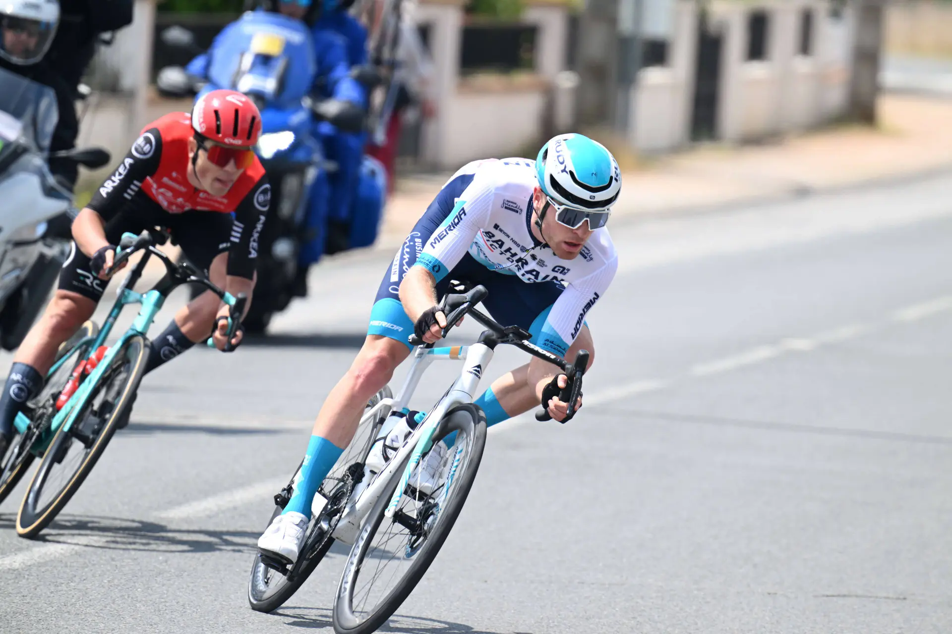 "It’s a weird style of racing" - Fred Wright criticises Visma & UAE for pace-setting on stage 2 of Dauphiné