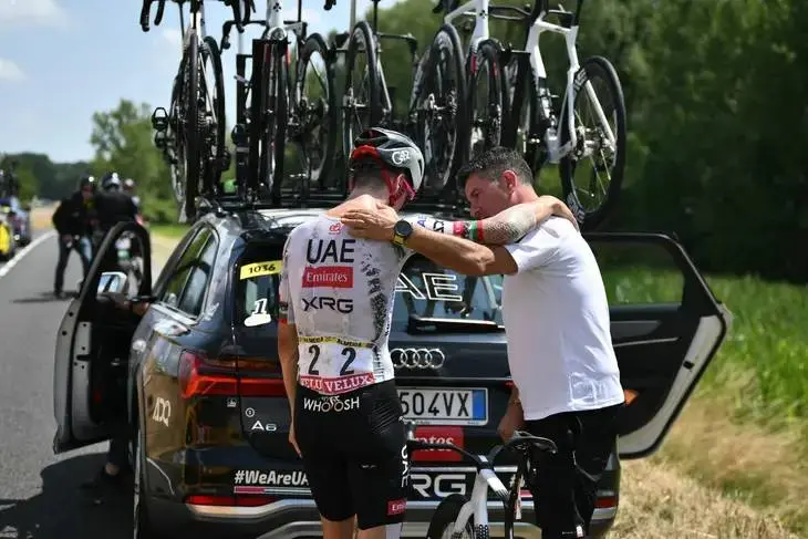 Relatório médico e abandonos - Volta a França 2025 9ª etapa: Almeida abandona, Campeão Nacional Alemão muito mal tratado e um ciclista em lágrimas