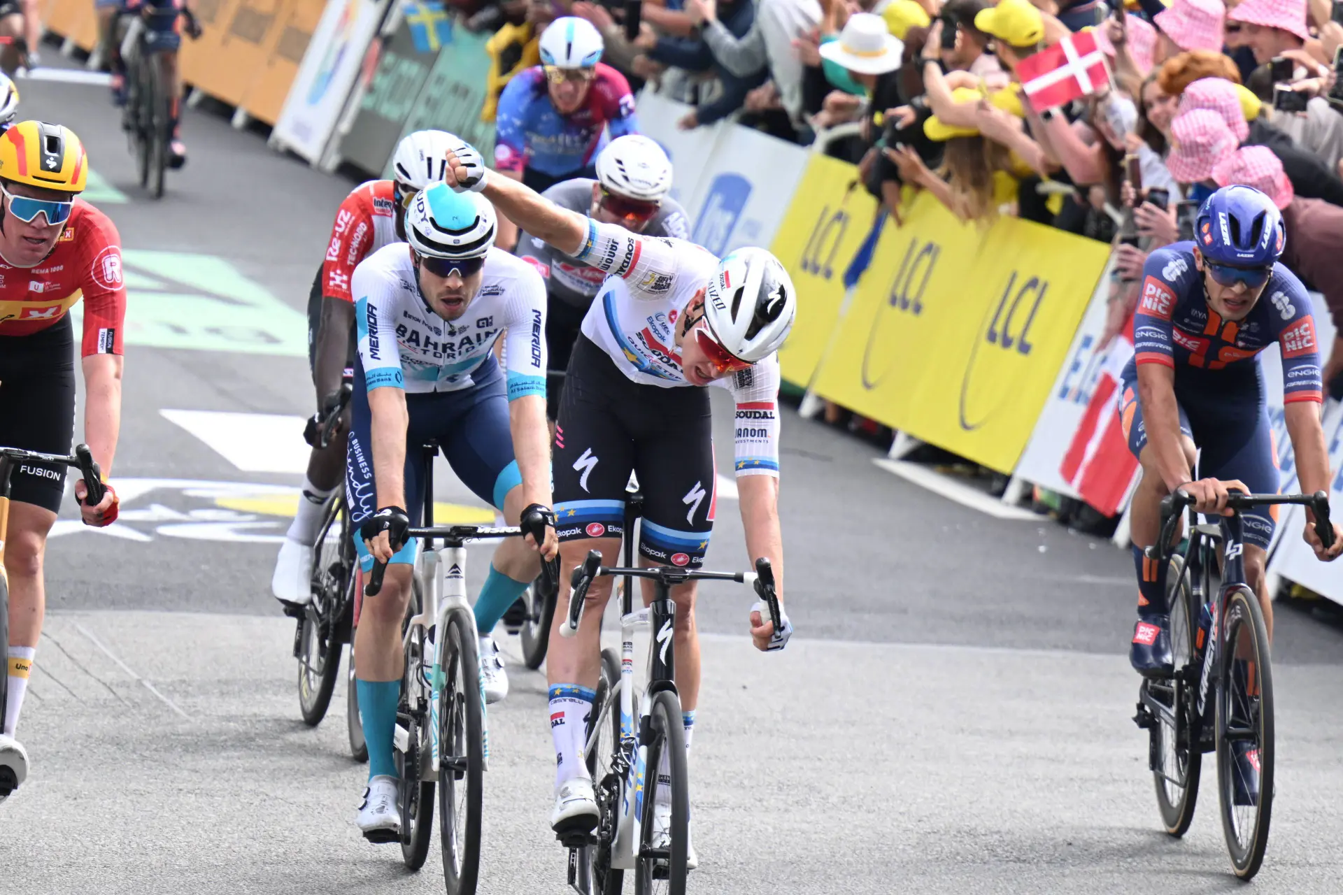 LIVEBLOG Renewi Tour stage 1 + Deutschland Tour prologue | Tim Merlier vs Olav Kooij in Belgium - Battle of seconds in Germany