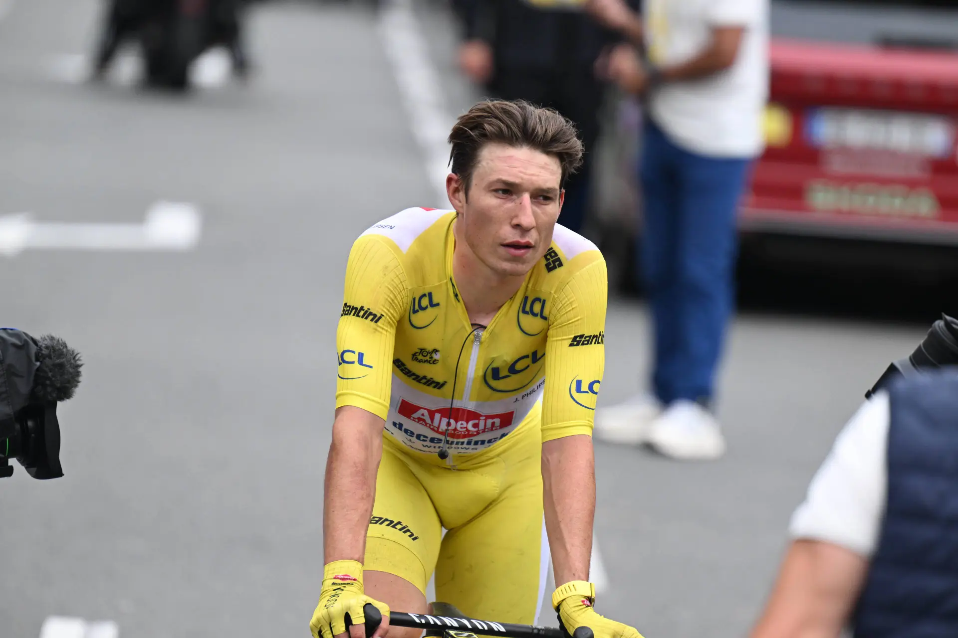 Renewi Tour 2026 Classifications after stage 2 – Jasper Philipsen takes race lead as mass crash costs Jonathan Milan dearly