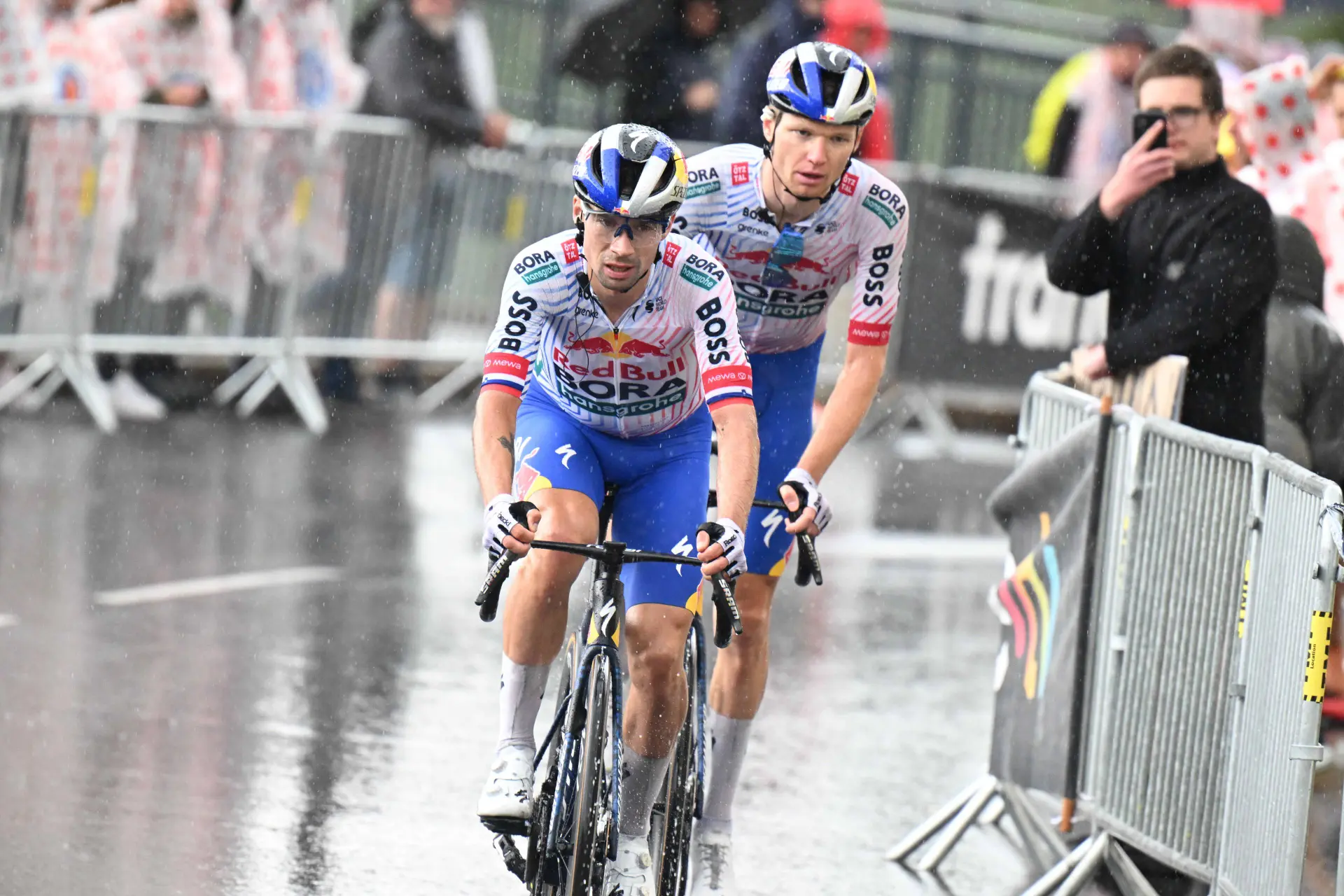 "Era o tudo ou nada" Primoz Roglic pagou pela ousadia na 19ª etapa da Volta a França