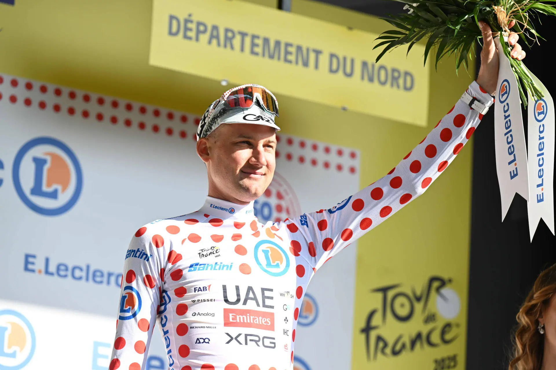 "Tadej Pogacar's a generous person, he doesn't mind sharing" - Tim Wellens takes over Tour de France polka-dots from superstar teammate