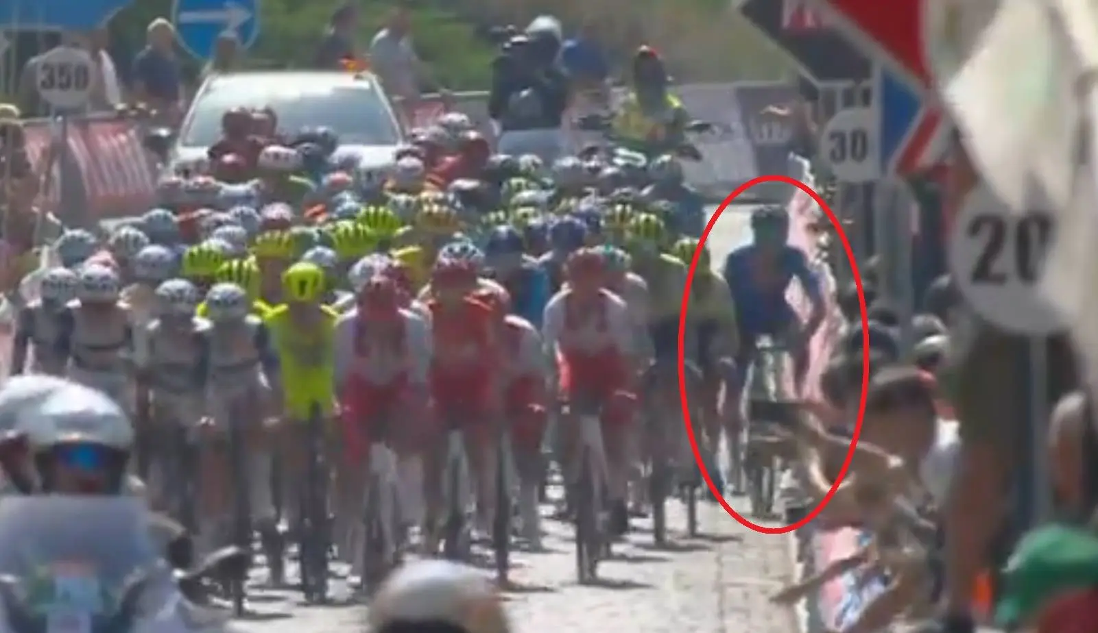 VIDEO | Crazy scenes at the Volta a Portugal as rider gets punched and pushed through the finish line