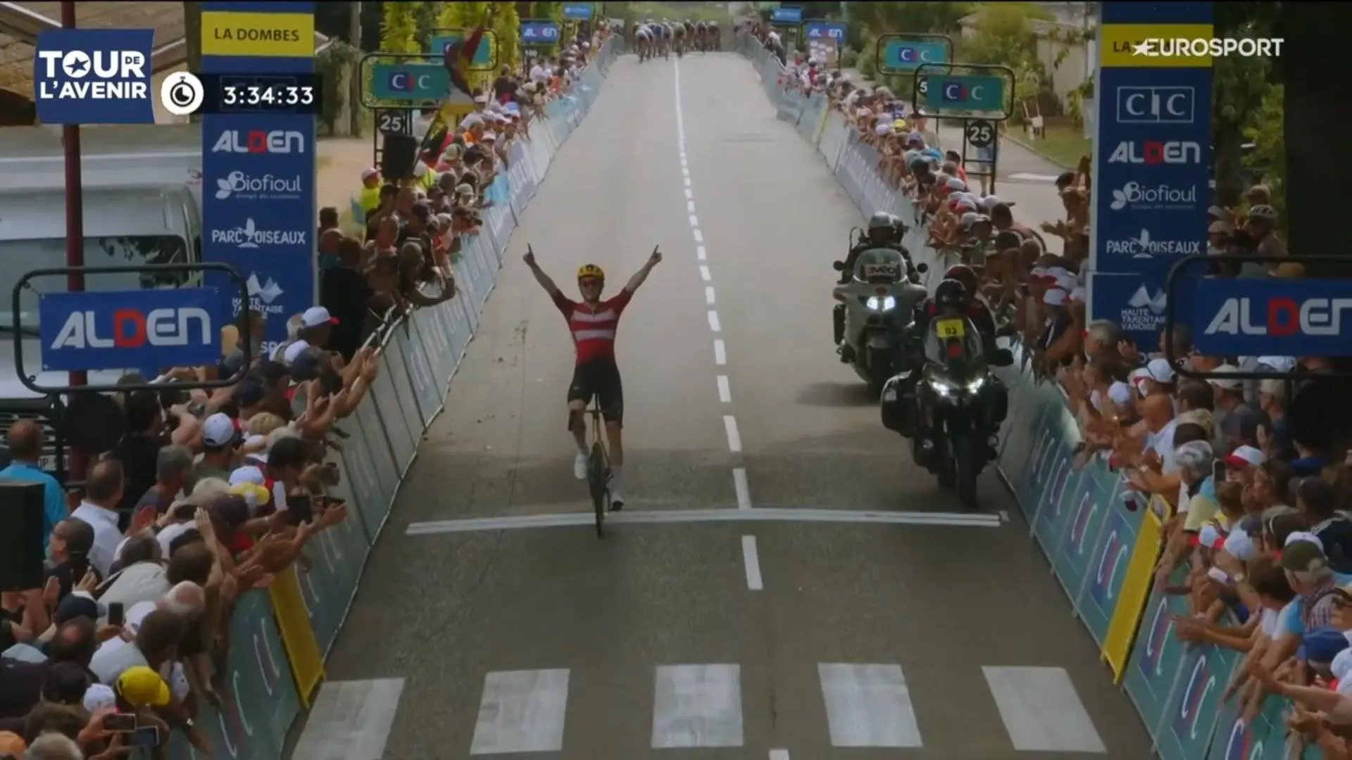 Carl-Frederik Bévort vence o a 3ª etapa do Tour de l'Avenir, João Martins 8º, Gonçalo Tavares 14º
