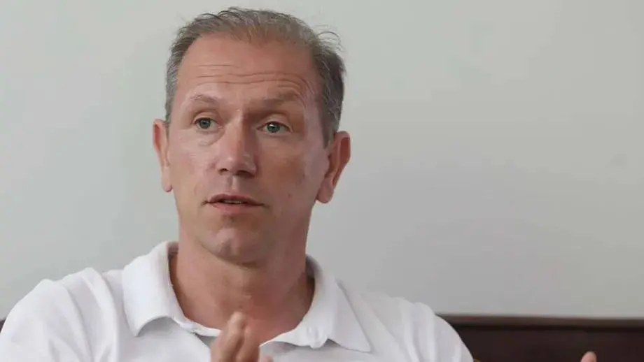 "Andamos quase a enganar-nos uns aos outros" José Azevedo traça cenário negro do ciclismo português e revela que vai centrar-se no calendário internacional em 2026