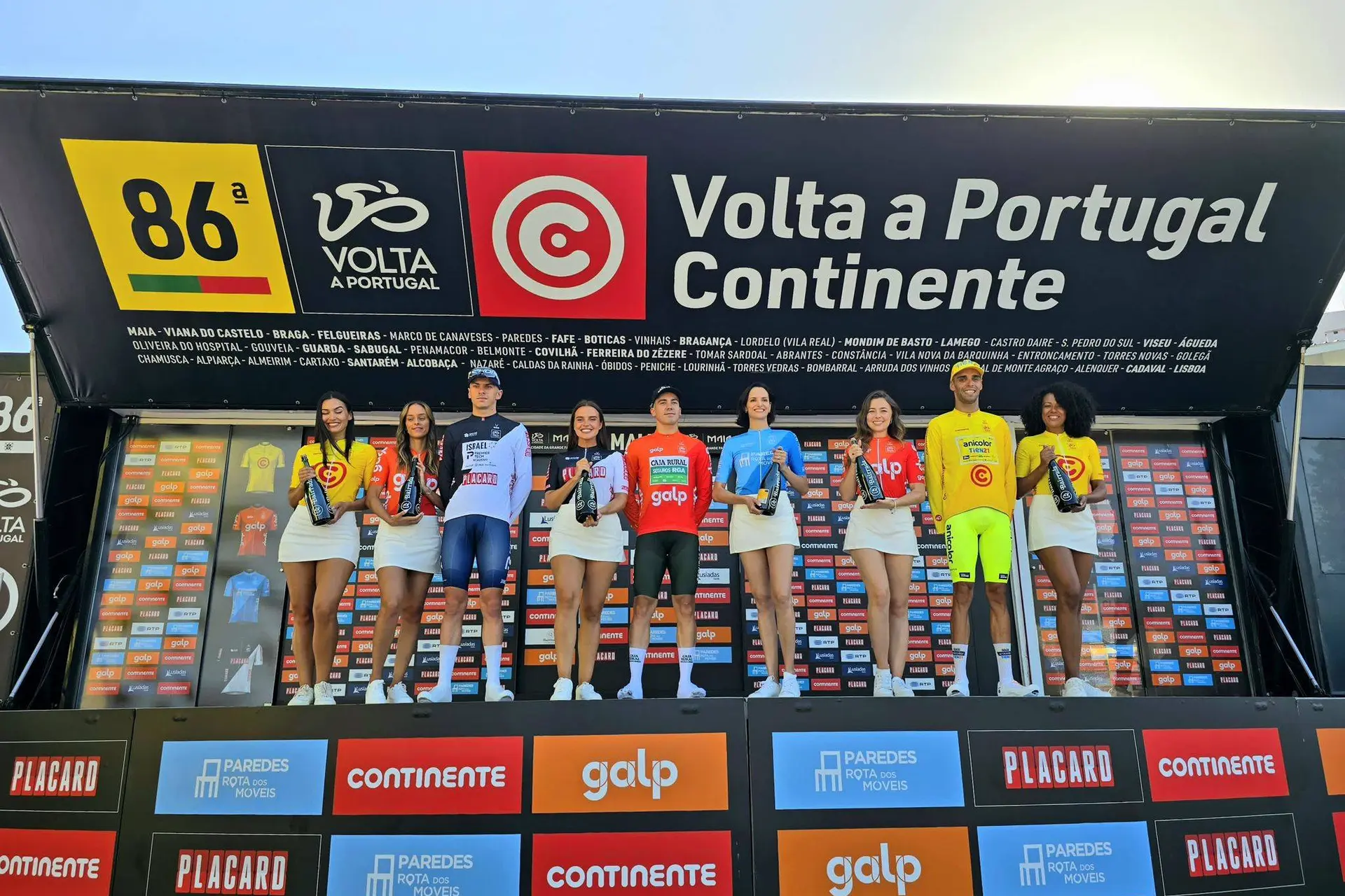 "Sinto que há menos respeito... é mais perigoso andar no meio do pelotão" Veteranos do pelotão português criticam pressão sobre os jovens ciclistas nacionais