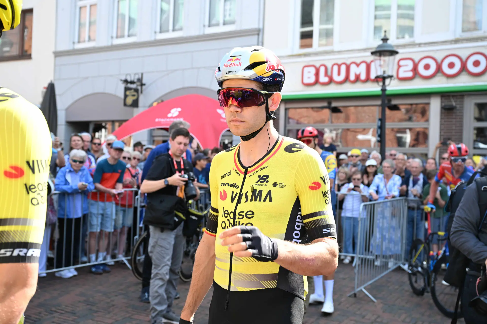 Wout van Aert will skip Bretagne Classic to focus on races in Canada