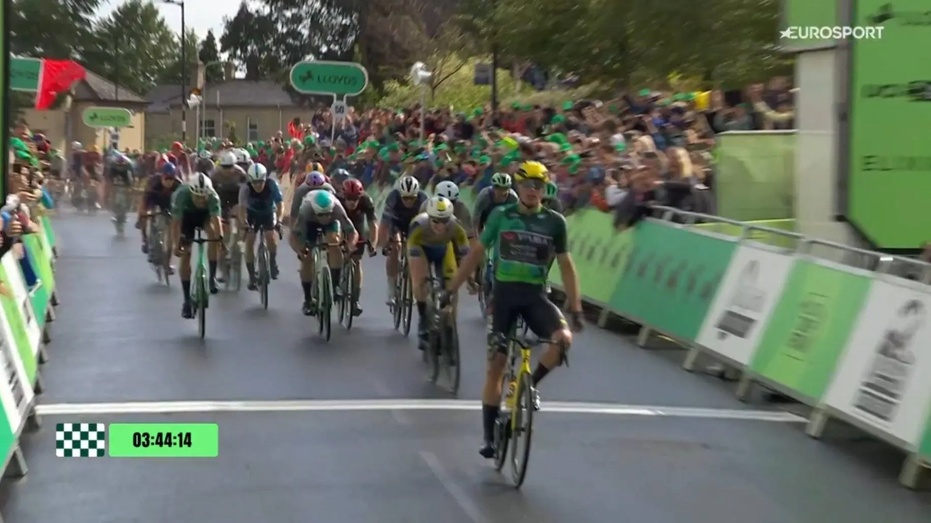 Olav Kooij vence a 2ª etapa da Volta à Grã-Bretanha em nova chegada ao sprint