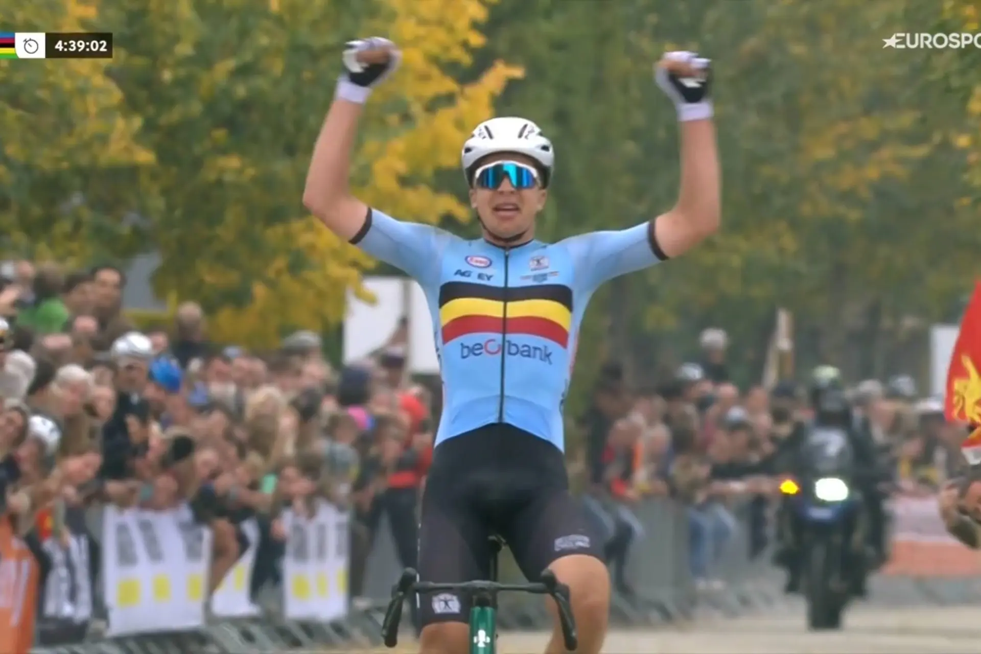 Resultados do Campeonato do Mundo de Gravel masculinos: Florian Vermeersch vence e leva mais um título mundial para a Emirates