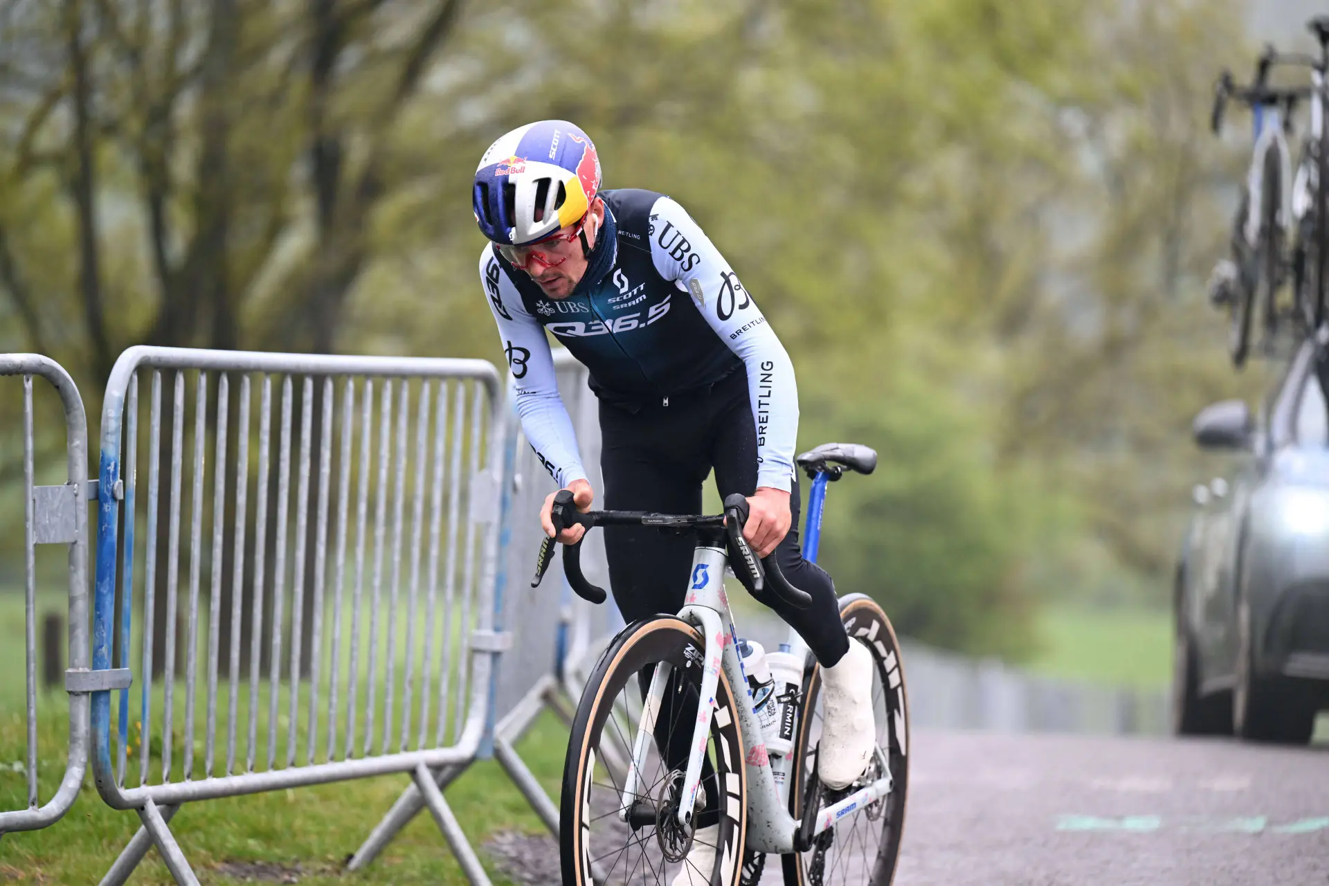 Tom Pidcock makes 2026 debut at Vuelta a Murcia in search of victory - Pinarello Q36.5 reveal '7' with plenty new riders