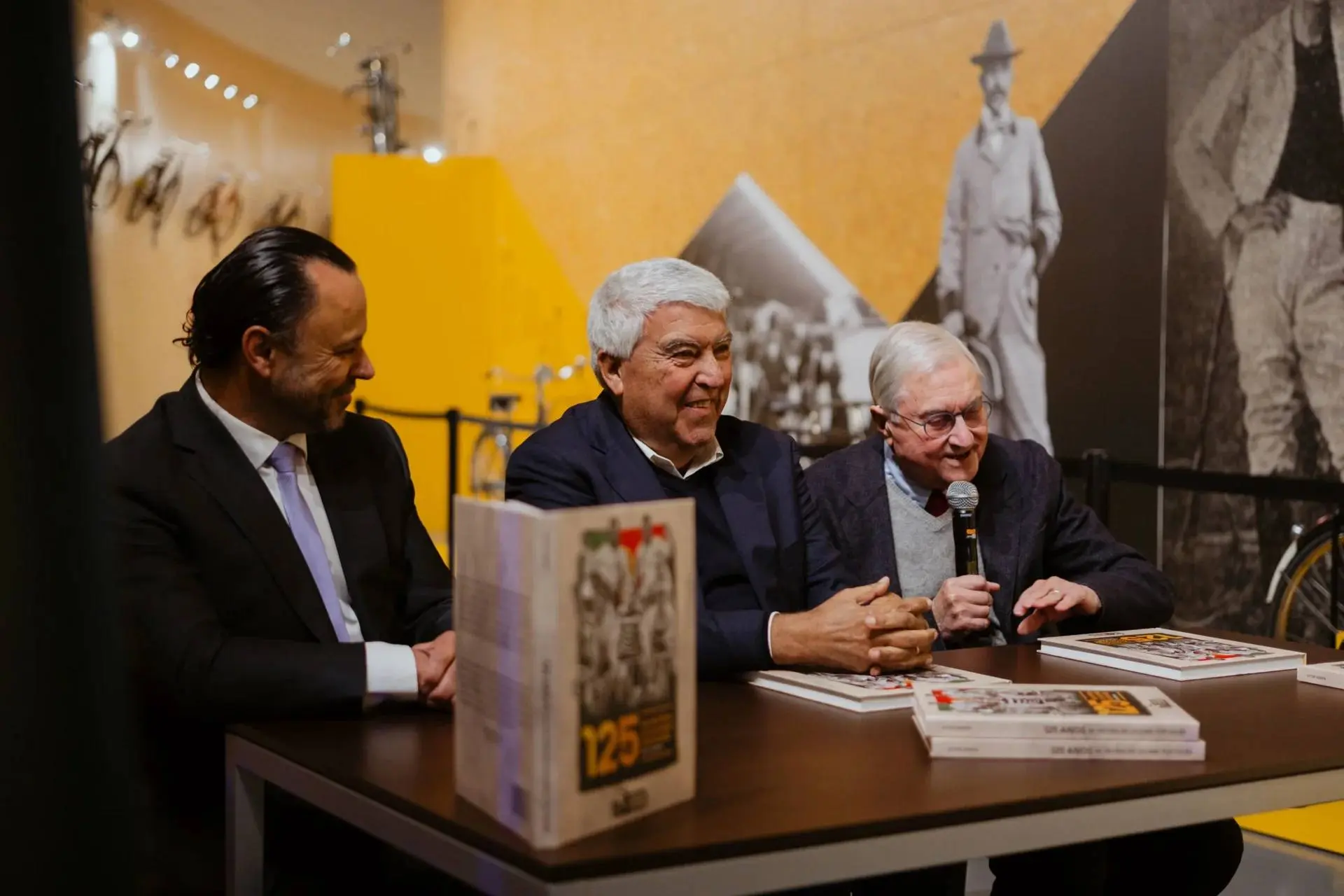 O livro dos 125 anos da Federação Portuguesa de Ciclismo está cheio de erros e lacunas históricas