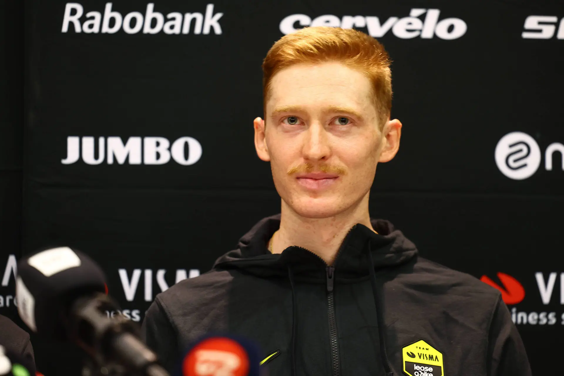 Conferência de imprensa: "Não gasto energia nenhuma a pensar nisso" - Matteo Jorgenson desvaloriza conversa sobre equipas rivais e explica nova estratégia da Visma
