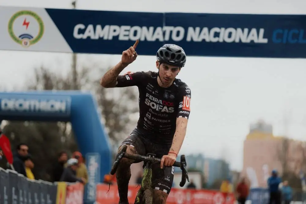 Bela Vista coroa novamente Beatriz Guerra e Rafael Sousa como campeões nacionais de ciclocrosse