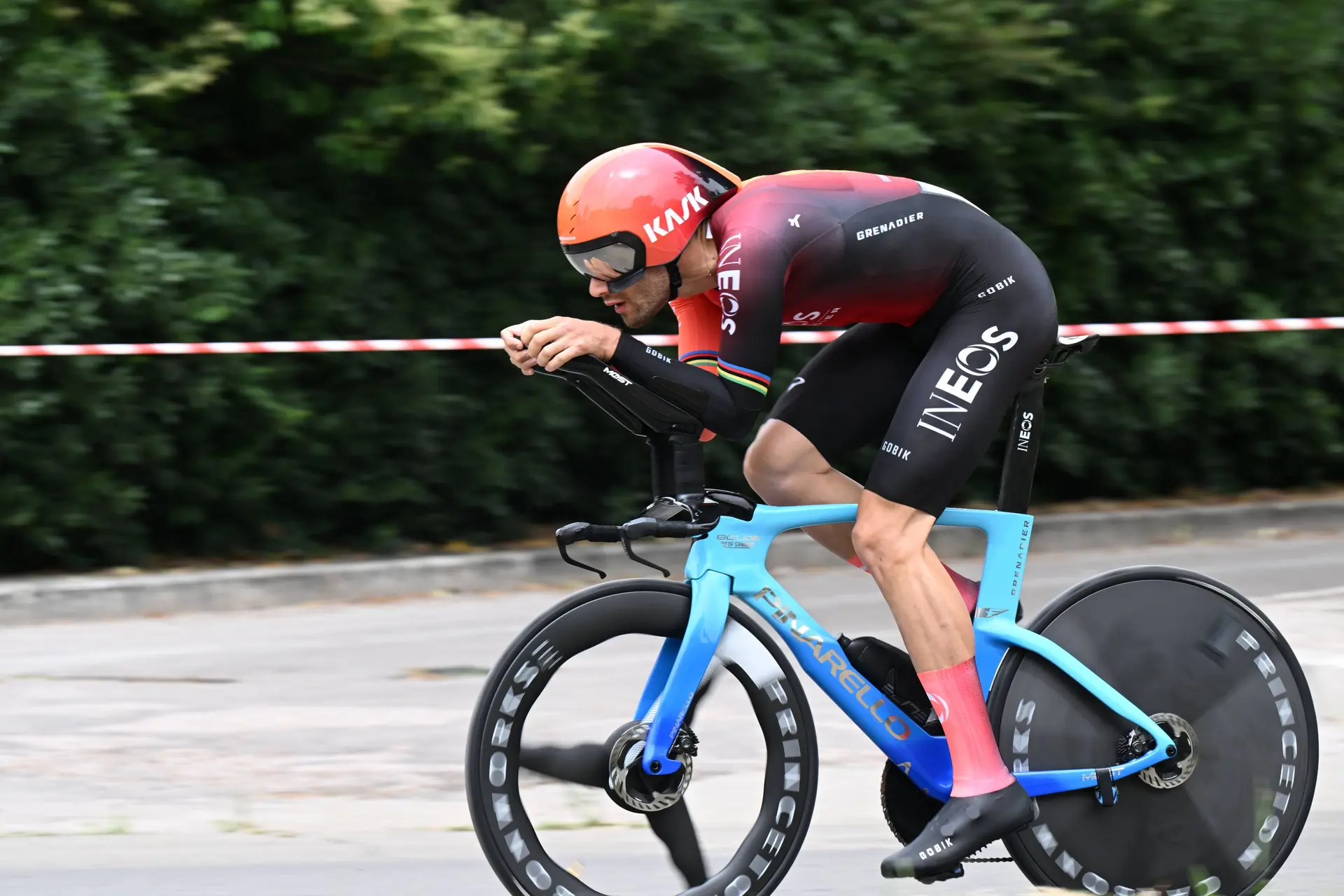 Antevisão da 1ª etapa do Tirreno-Adriatico 2026 - Filippo Ganna procura repetir o triunfo da Volta ao Algarve no contrarrelógio inaugural