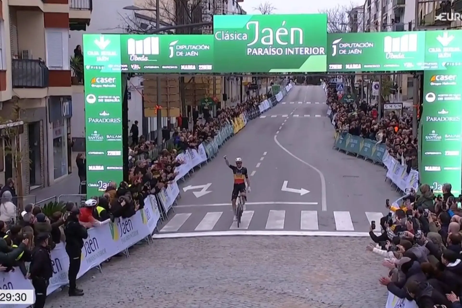 Resultados Clásica Jaén Paraiso Interior: Tim Wellens resiste à perseguição e arranca vitória com solo de 54km