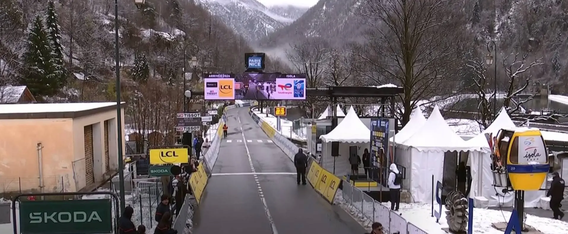 Debate: Paris-Nice 7 e Tirreno-Adriatico 6 - Estâncias de esqui, etapas encurtadas e o dinheiro; Pellizzari pode queixar-se da falta de apoio de Roglic
