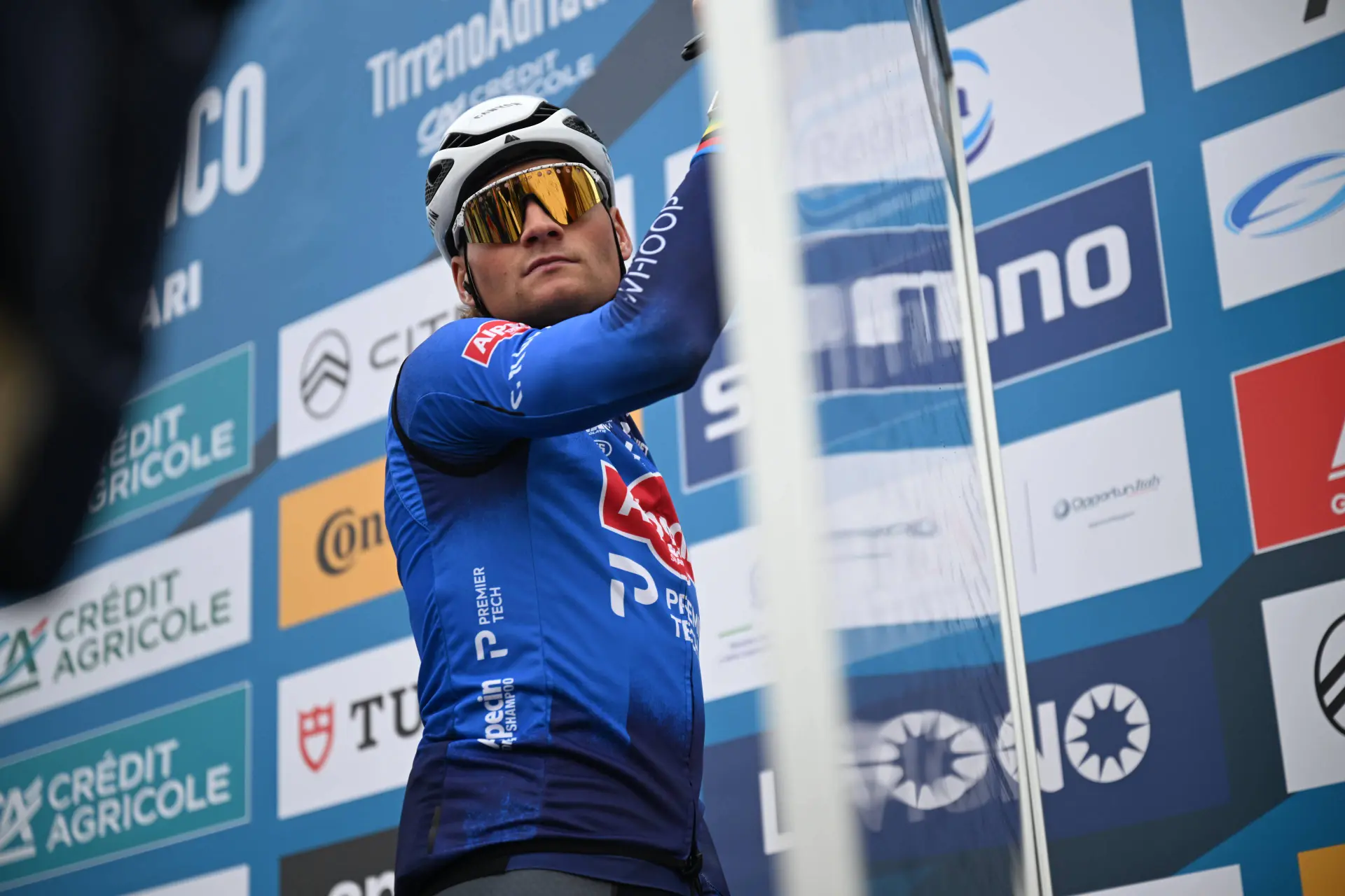 LIVE | Tirreno-Adriatico stage 3 - Rain, dangerous roads, wind. Bunch sprint or a breakaway will succeed?