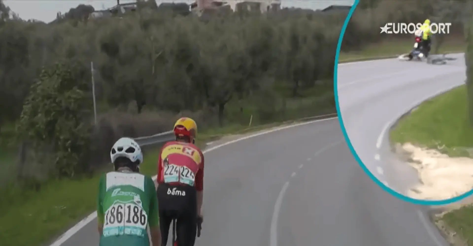 Michael Gogl crashes at Tirreno-Adriatico 2026