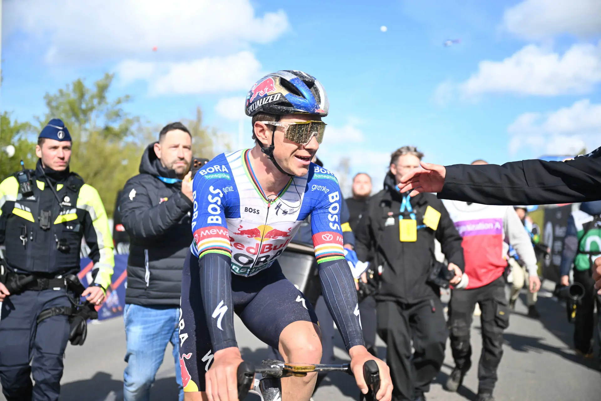 "It had been in the back of his mind before, but that moment really triggered it": Red Bull BORA director explains Evenepoel's decision to ride the Tour of Flanders
