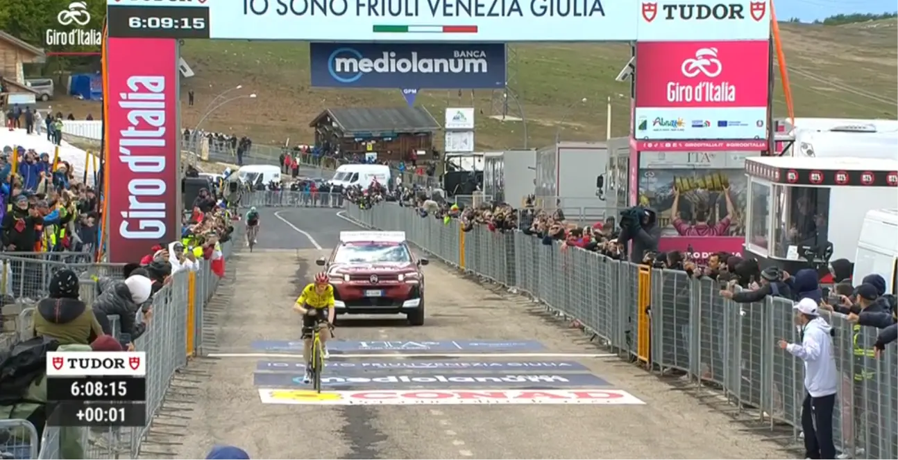 Results Giro d'Italia stage 7 - Jonas Vingegaard conquers Blockhaus: Gall second and Eulálio defends pink jersey