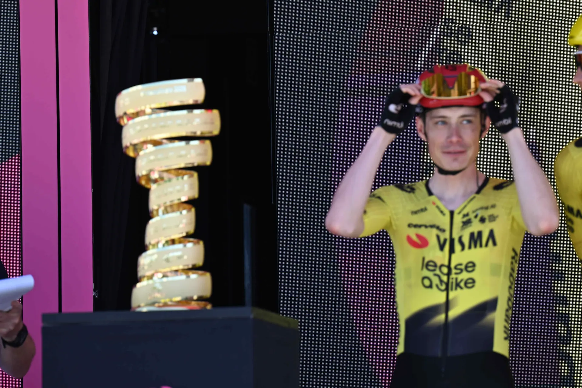 “I have never seen a favourite have so much luck on his side” - Chris Horner makes striking Jonas Vingegaard claim after Giro d’Italia rival list keeps shrinking
