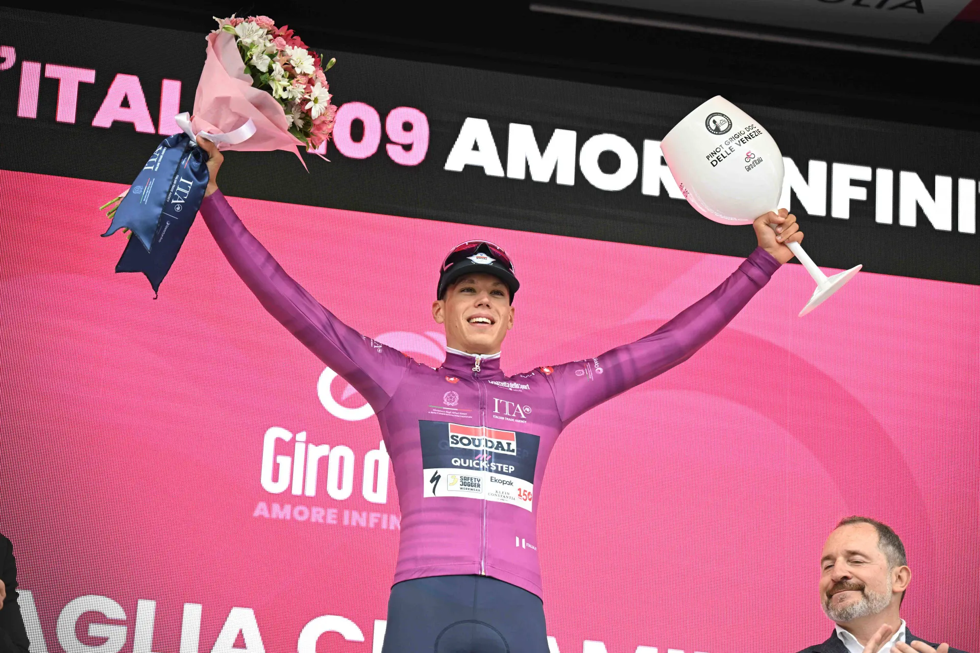 “Who is top dog now?” - Paul Magnier forces Tim Merlier question at Soudal - Quick-Step after Giro d’Italia sprint double
