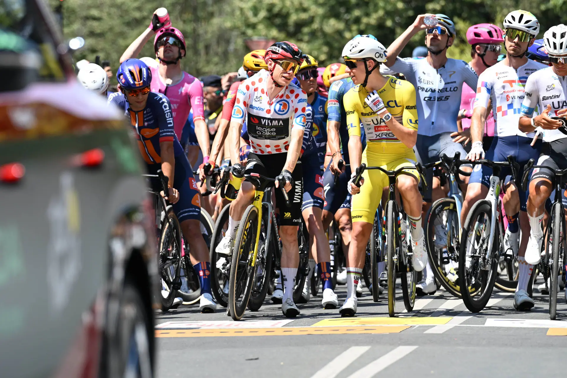 "There's no chance the situation will reverse" - Jonas Vingegaard told to take new approach to Tour de France as Pogacar cruises to yellow jersey
