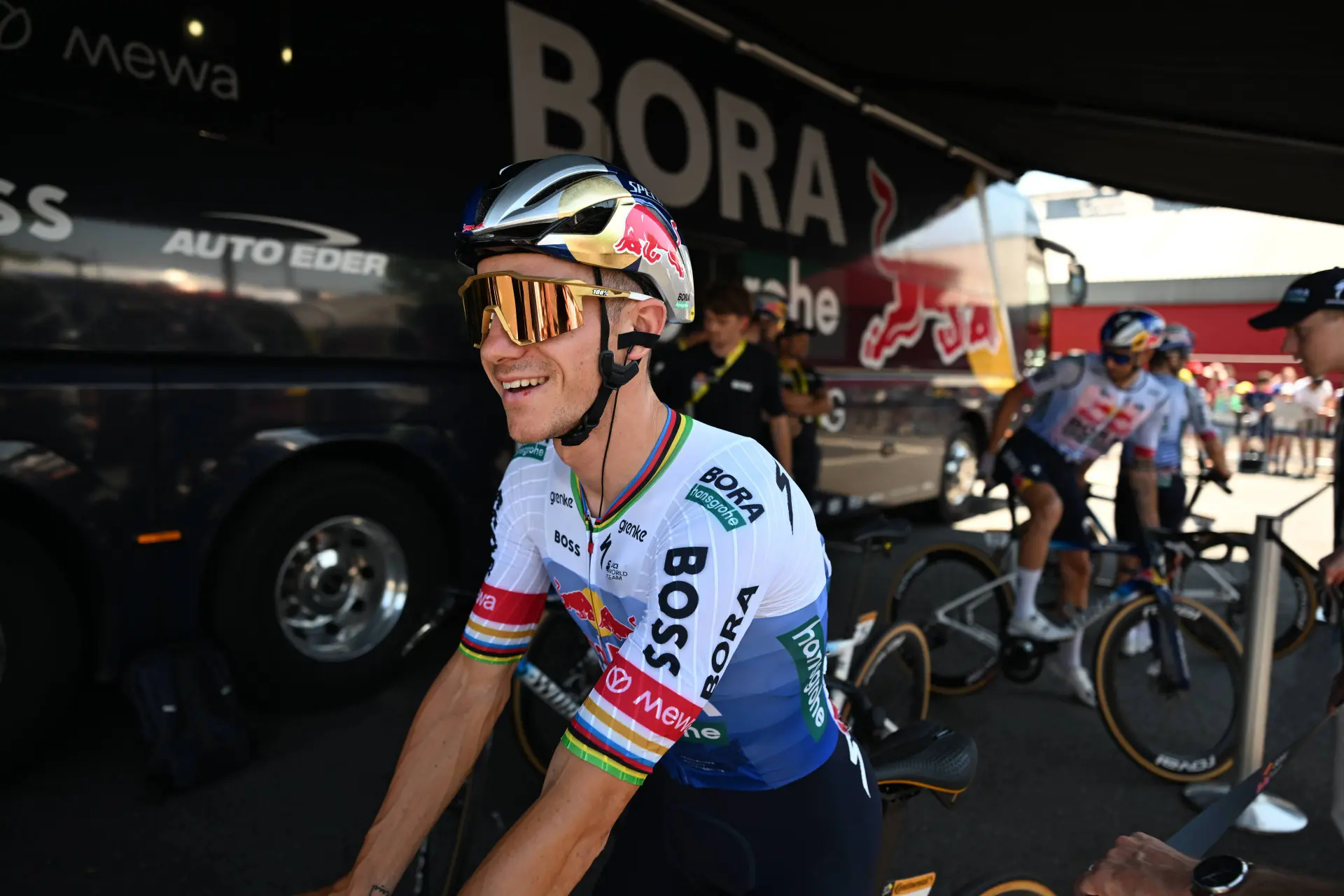 "I certainly want to try something" - Evenepoel eyes Tour de France stage win as Visma explain plan for Vingegaard fight against Pogacar