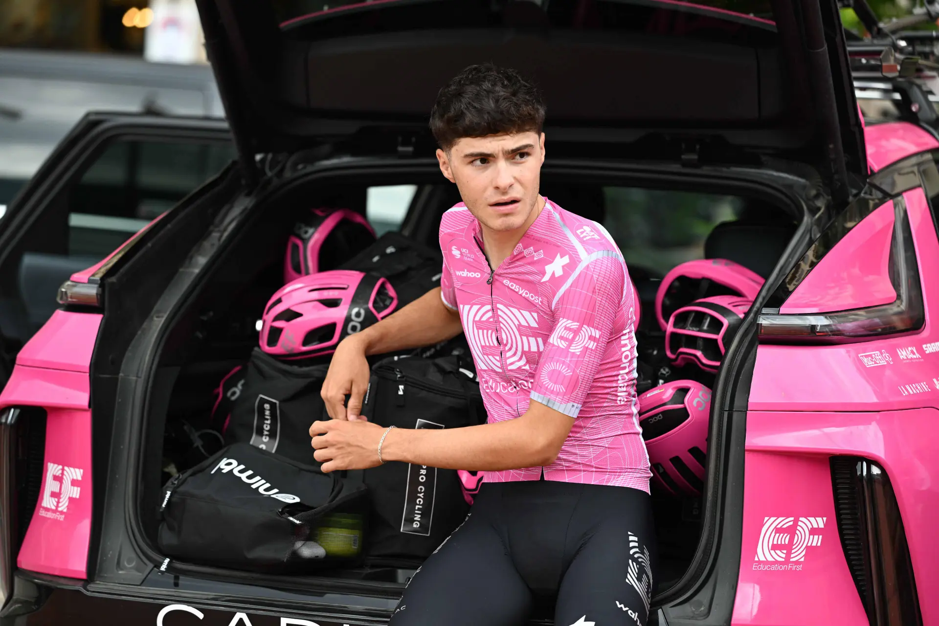 Medical Reports & Withdrawals Vuelta a Espana 2026 Stage 6 - Joshua Tarling steps off after brave decision to start as son of a Spanish icon also abandons