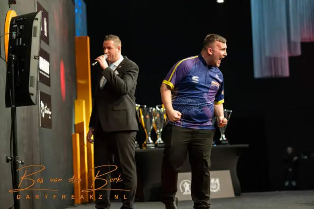 Luke Littler verslaat Jurjen van der Velde in finale en wint Development Tour 3